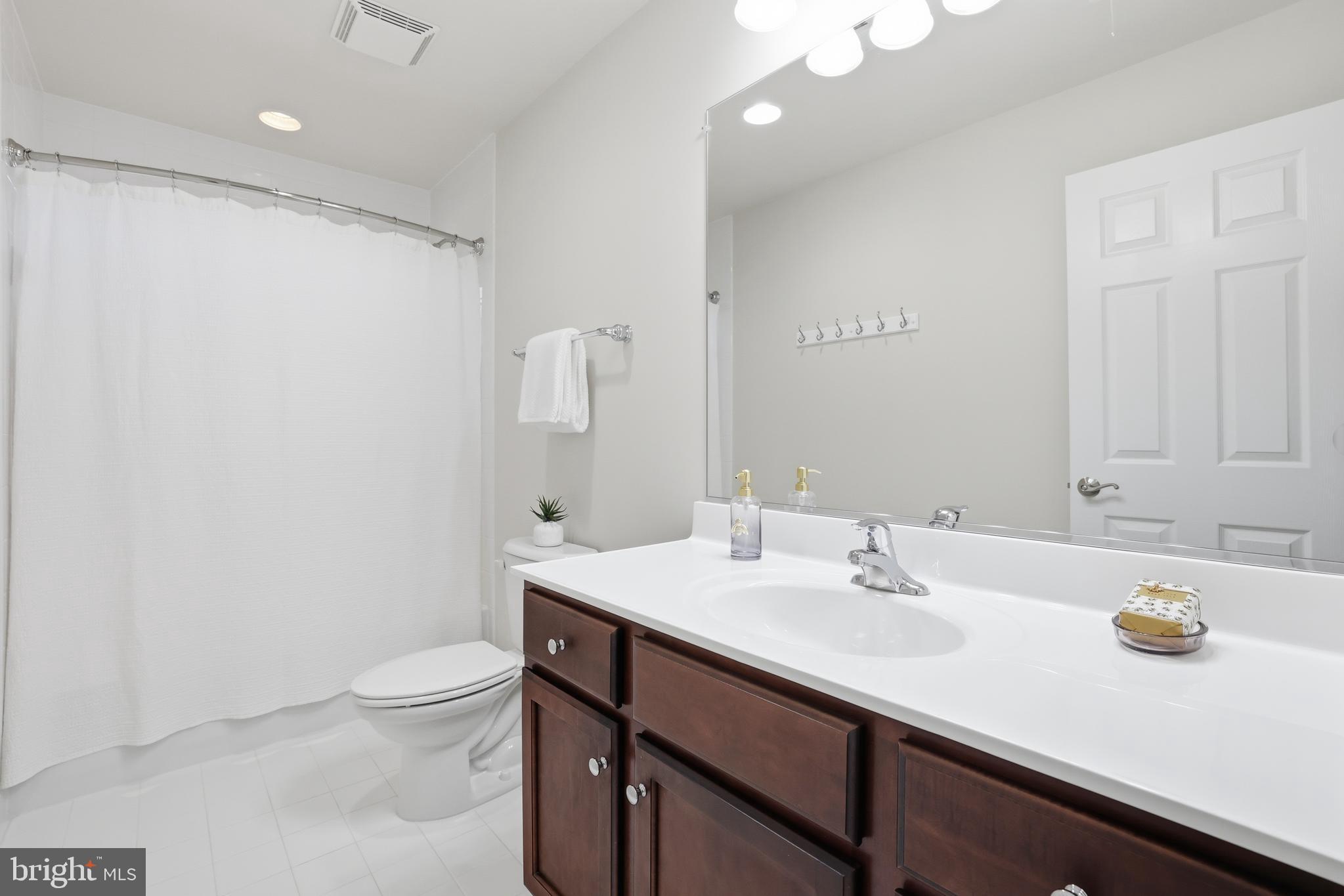 CITY PARK HOMES - Residential