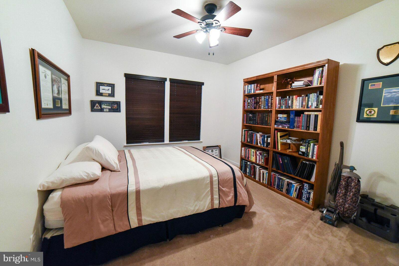 WOODLAND PARK - Residential Lease