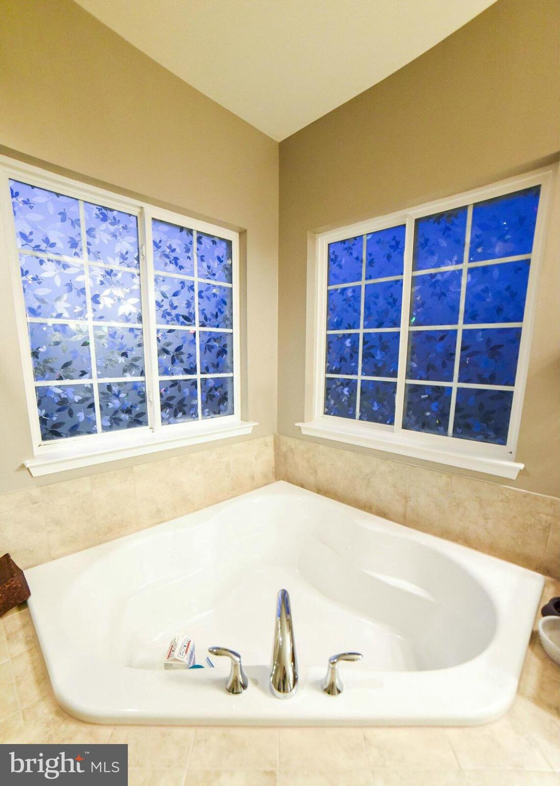 WOODLAND PARK - Residential Lease