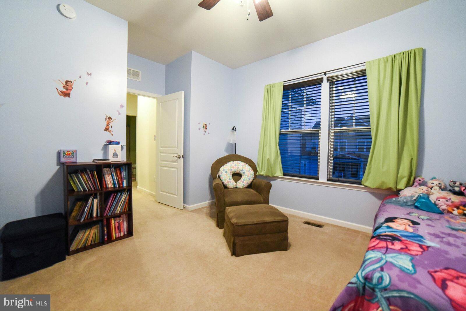 WOODLAND PARK - Residential Lease