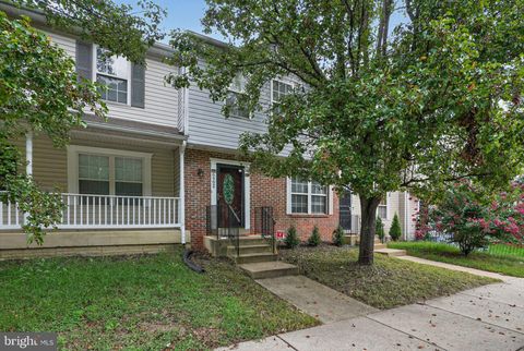6902 DIAMOND COURT DISTRICT HEIGHTS MD 20747
