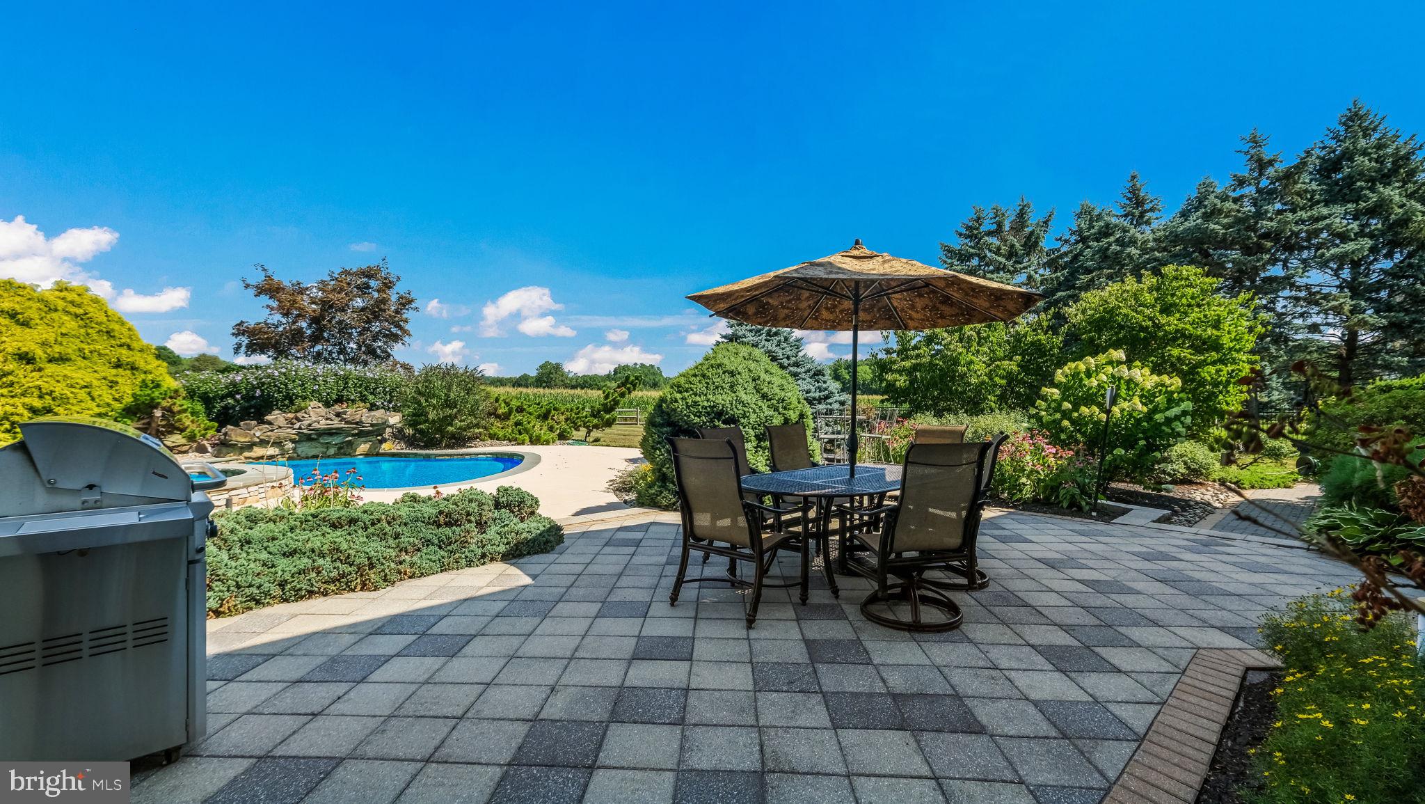 IRON GATE - Residential