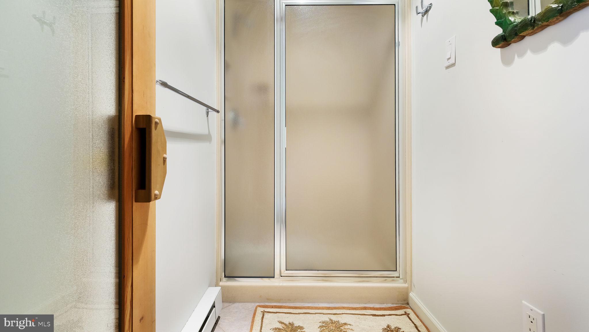 IRON GATE - Residential