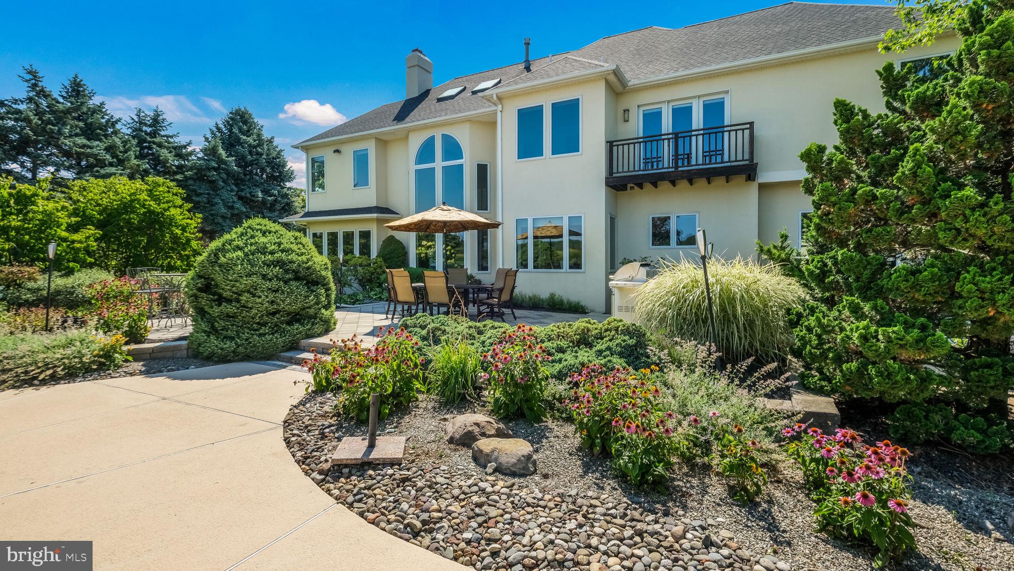 IRON GATE - Residential