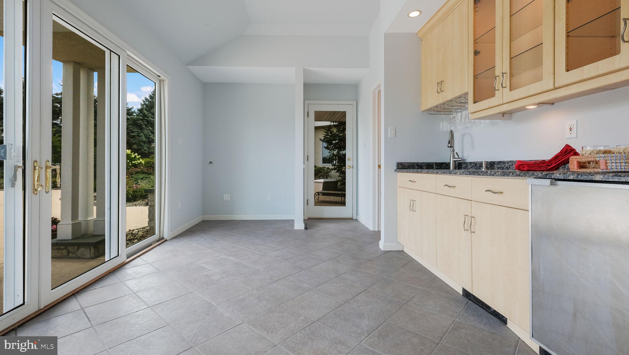 IRON GATE - Residential