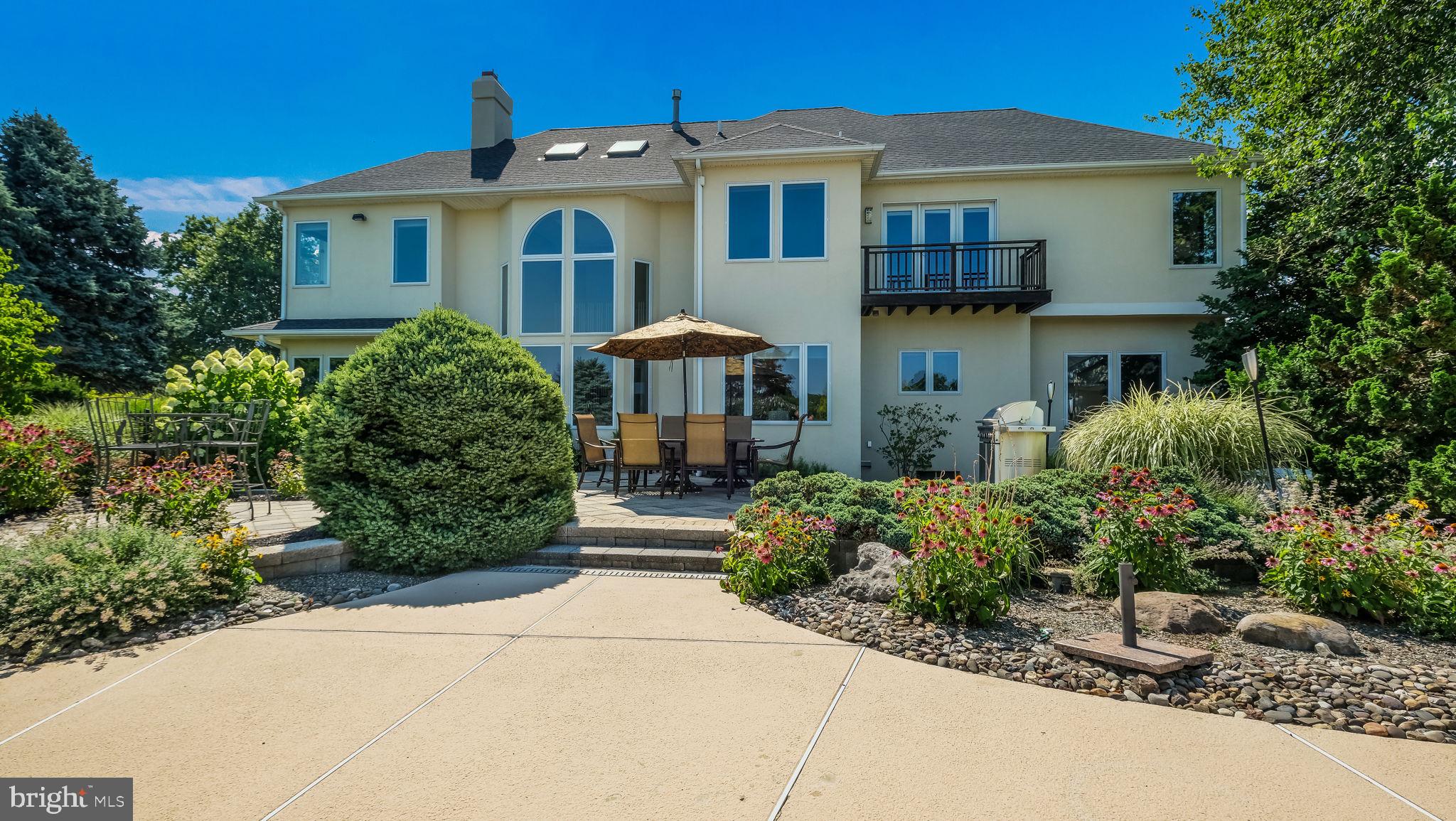 IRON GATE - Residential