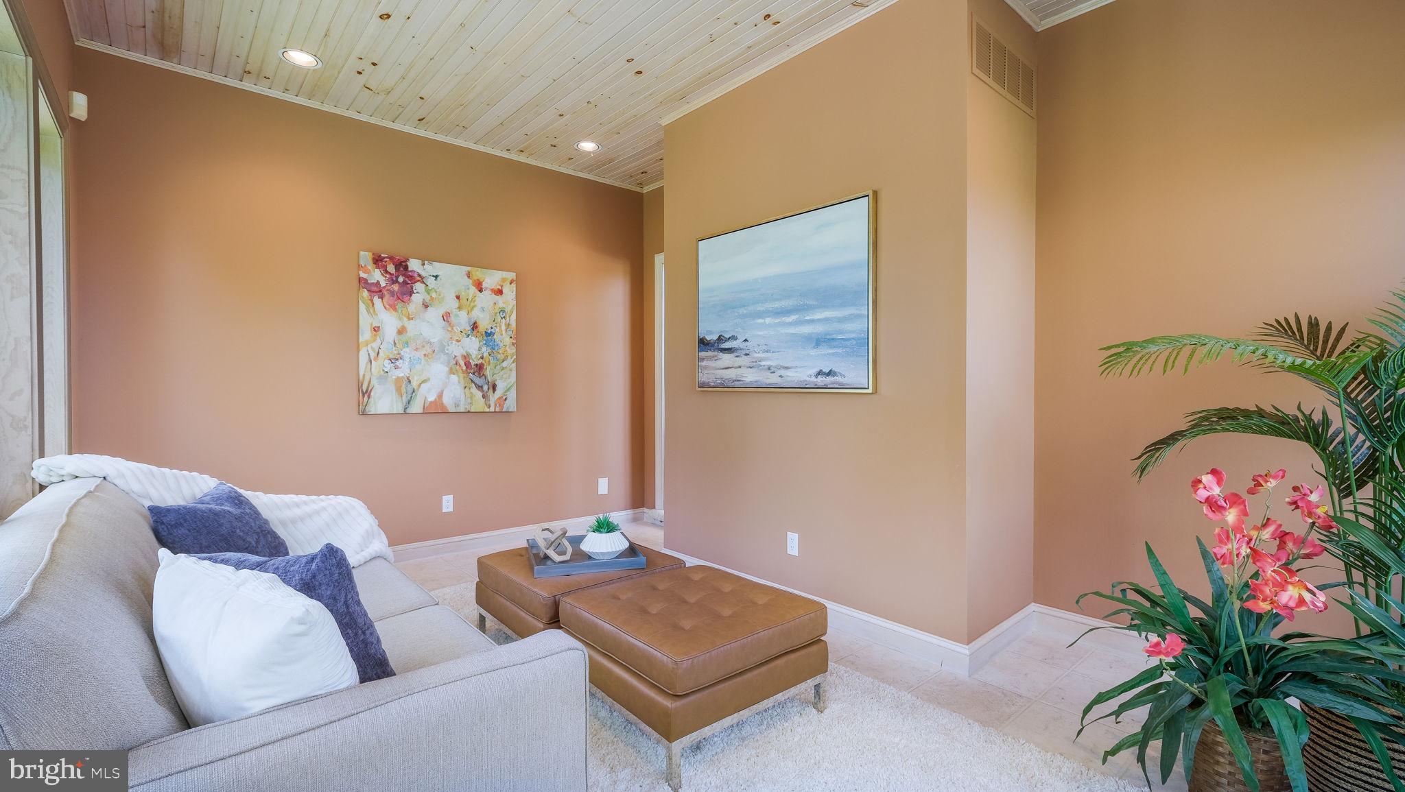 IRON GATE - Residential