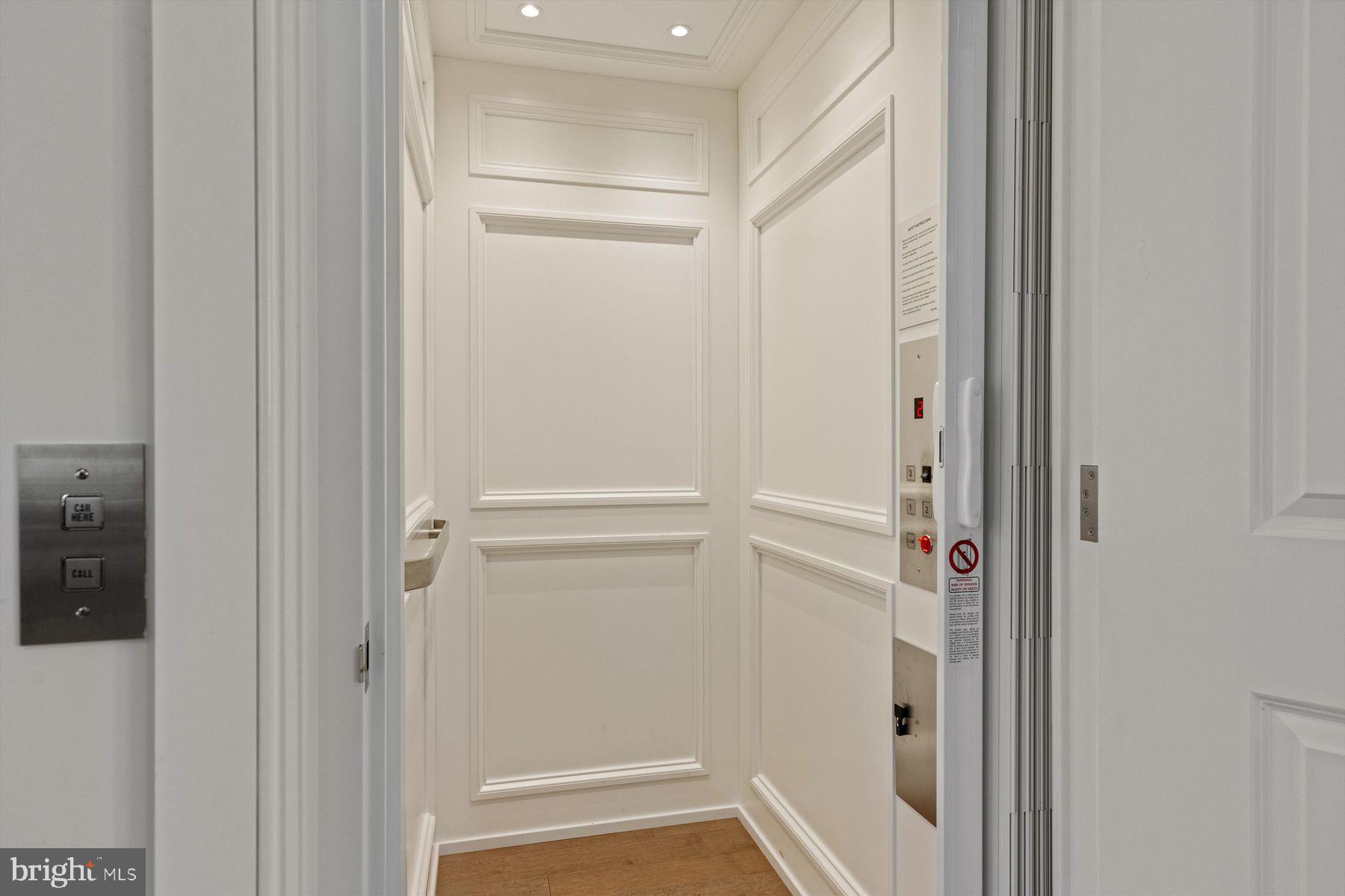 RABBIT RUN CREEK - Residential