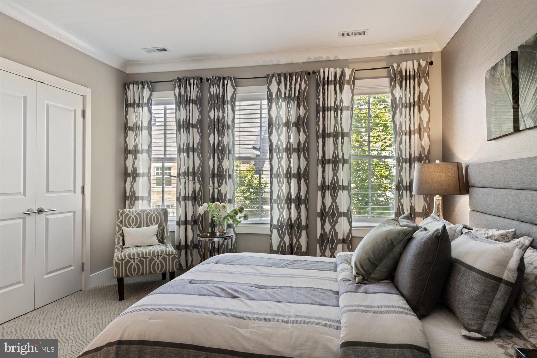 RABBIT RUN CREEK - Residential