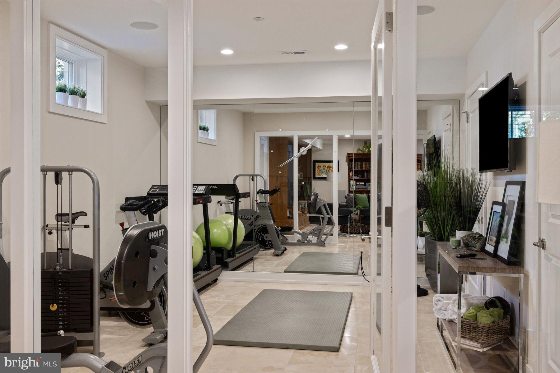 RABBIT RUN CREEK - Residential