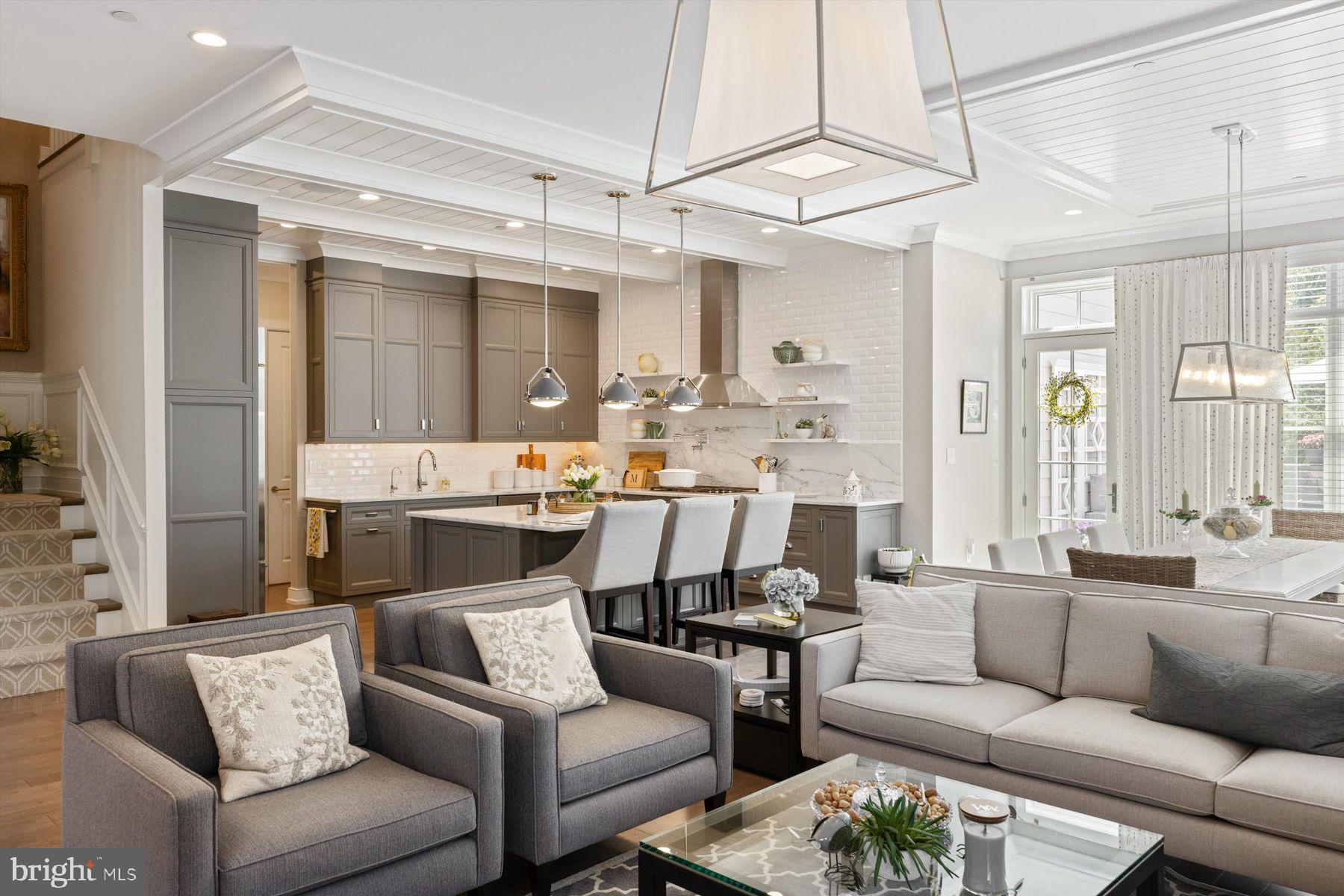 RABBIT RUN CREEK - Residential