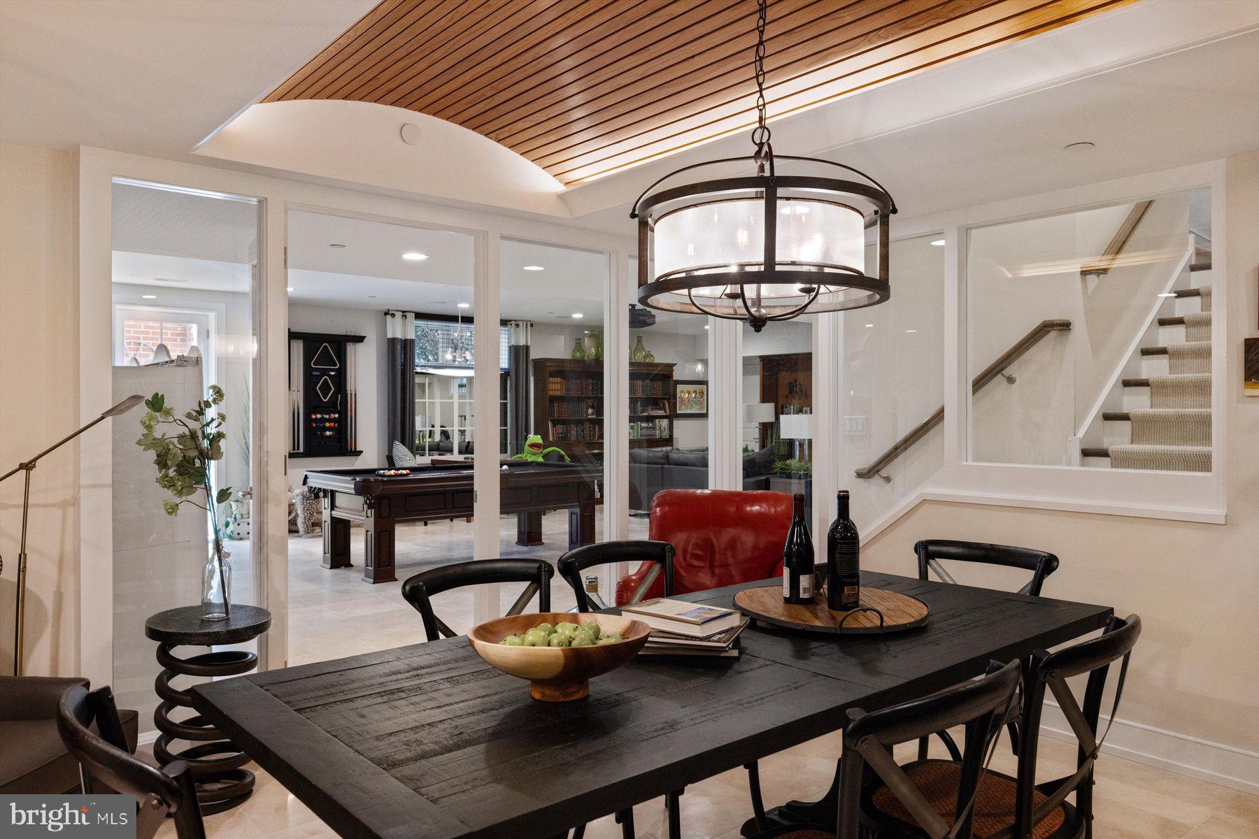 RABBIT RUN CREEK - Residential