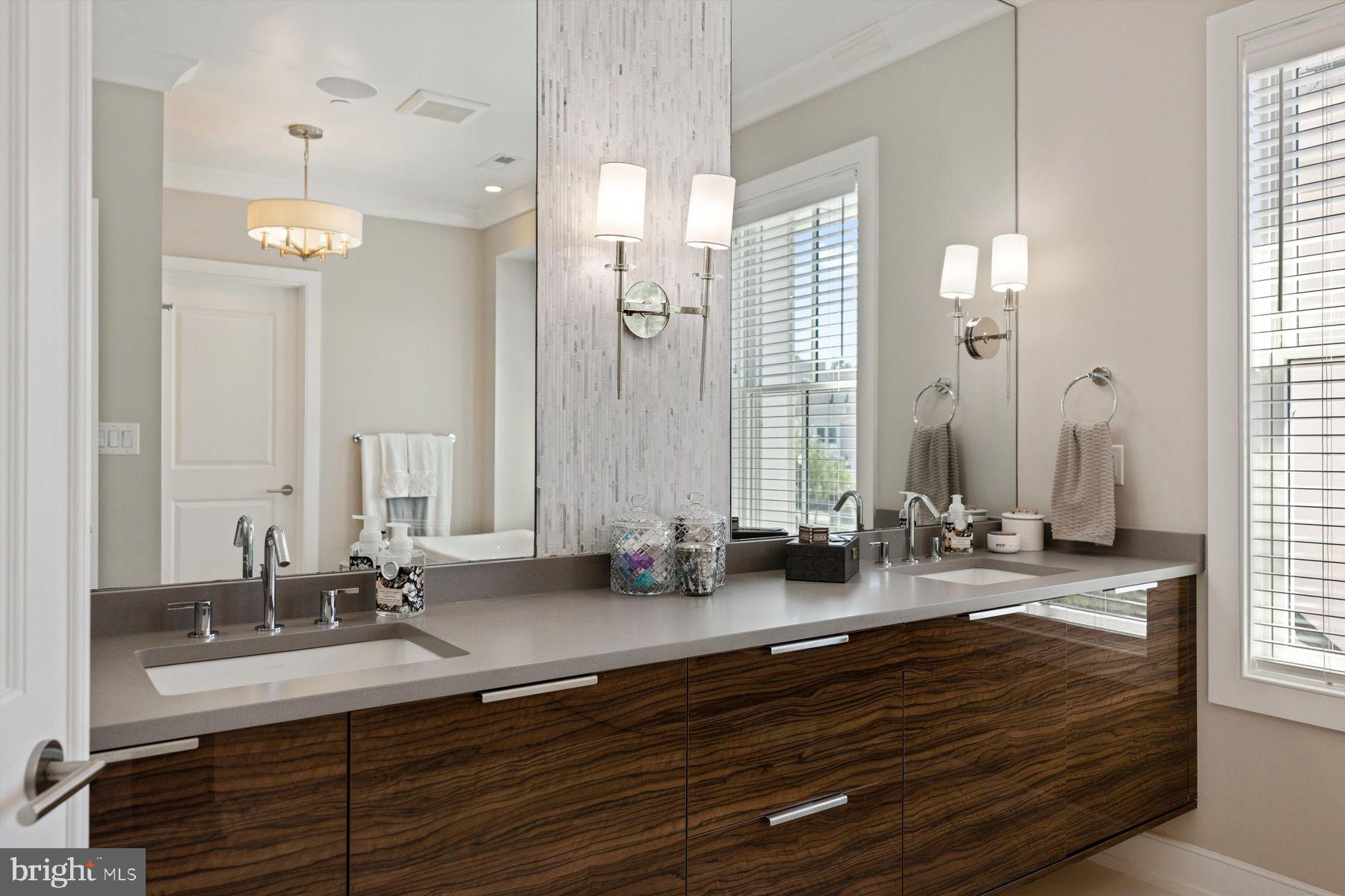 RABBIT RUN CREEK - Residential