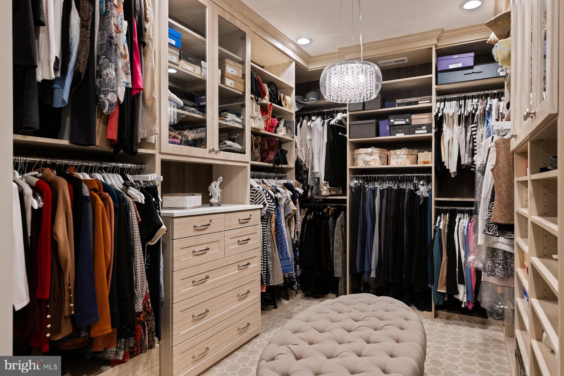 RABBIT RUN CREEK - Residential