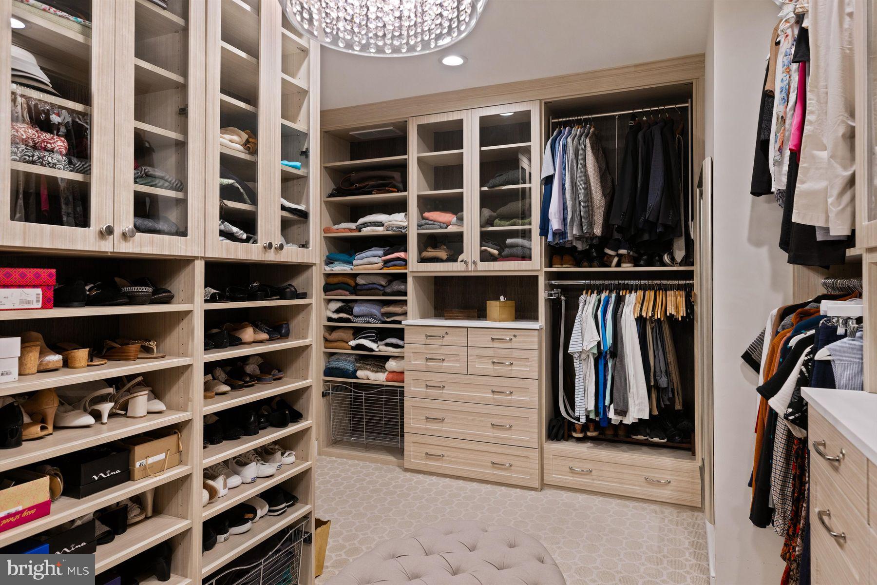 RABBIT RUN CREEK - Residential