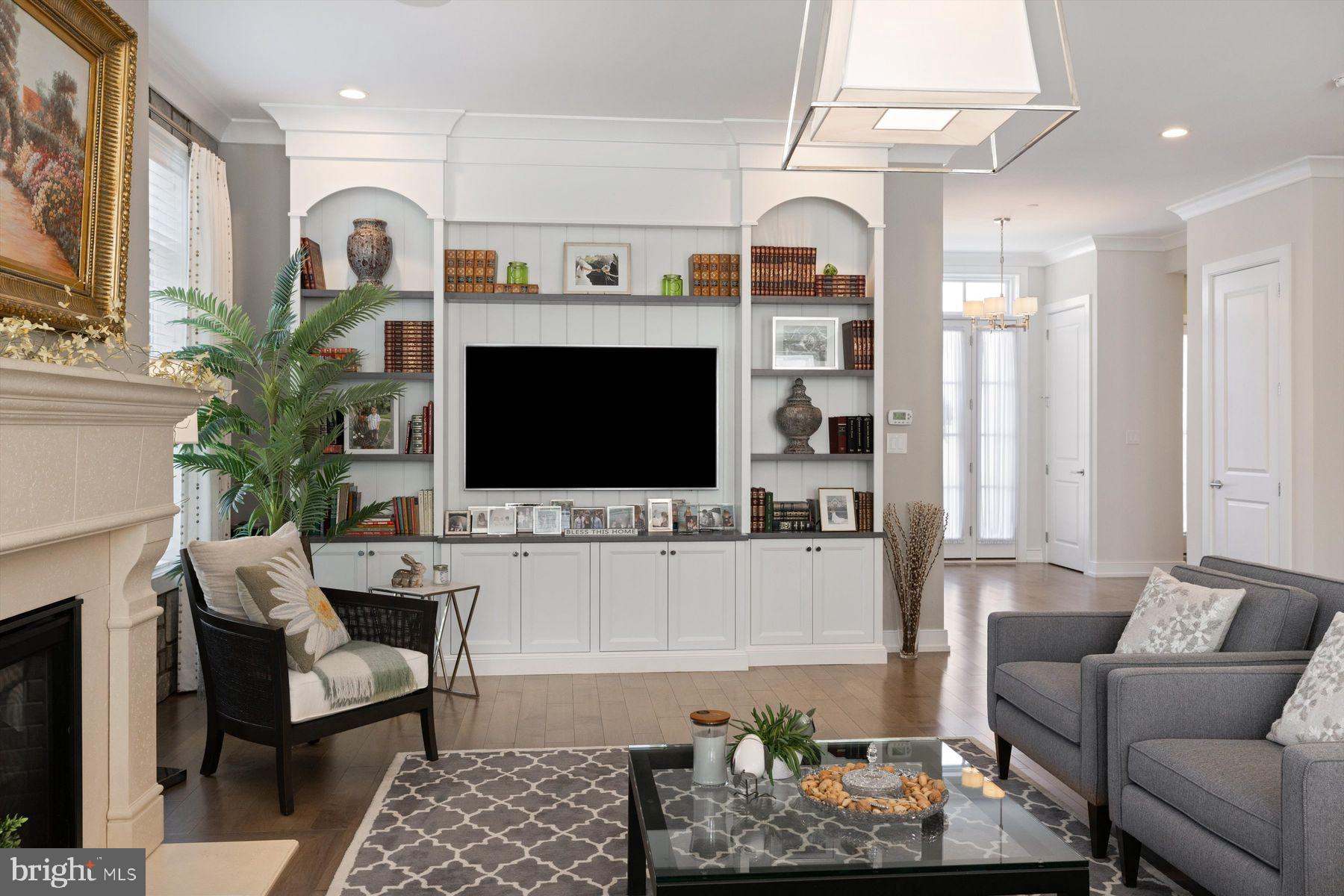 RABBIT RUN CREEK - Residential