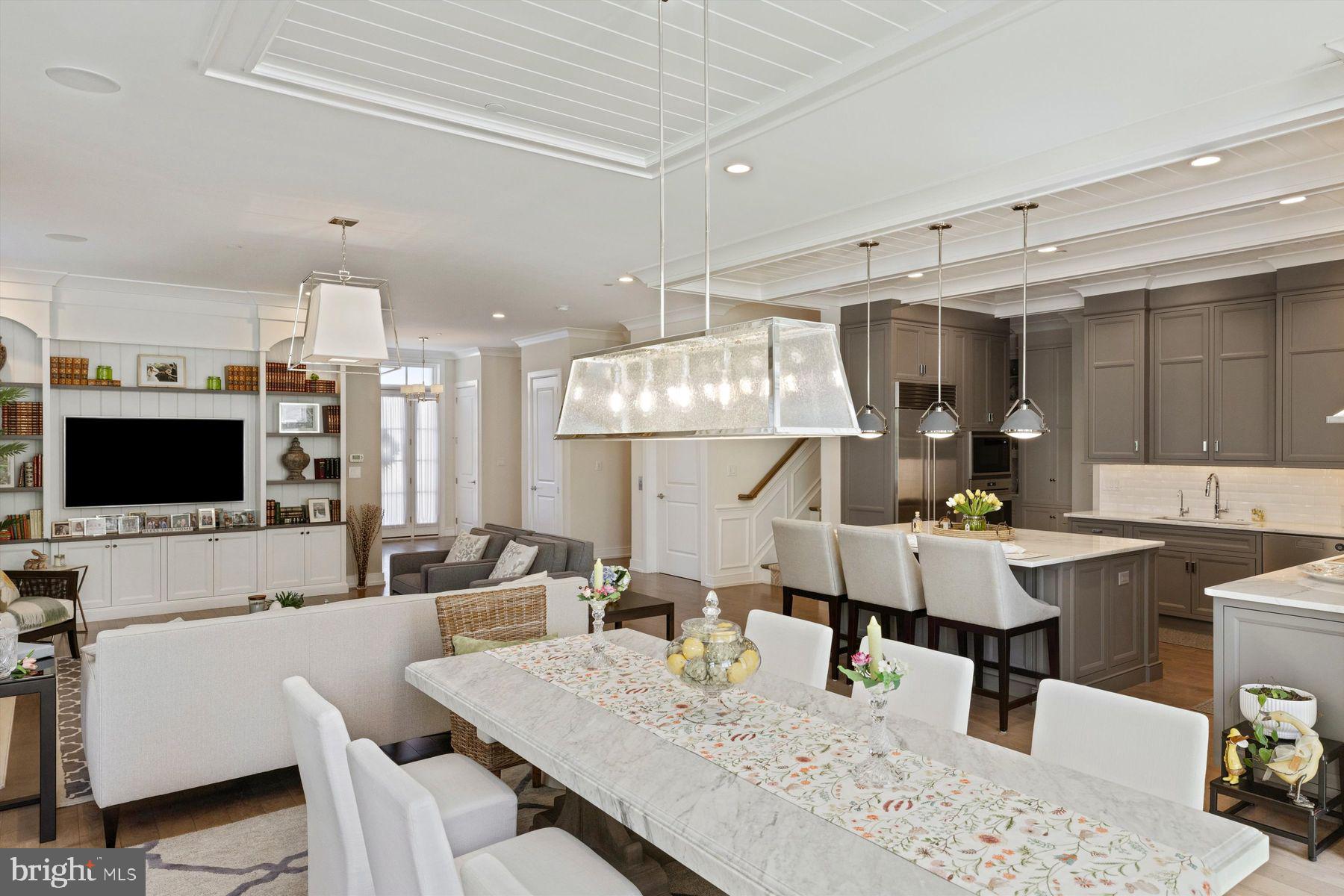 RABBIT RUN CREEK - Residential