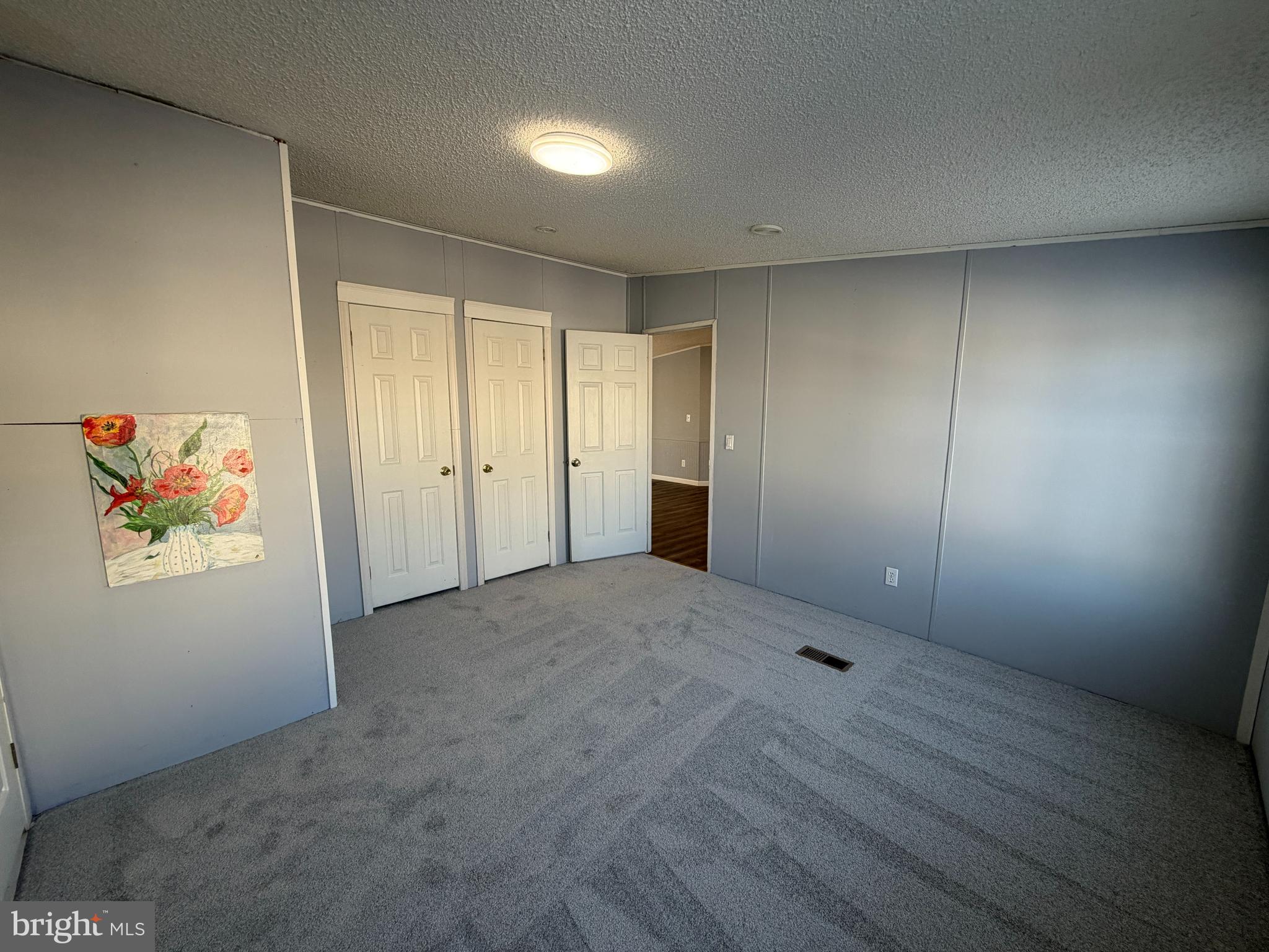 REGENCY LAKES - Residential