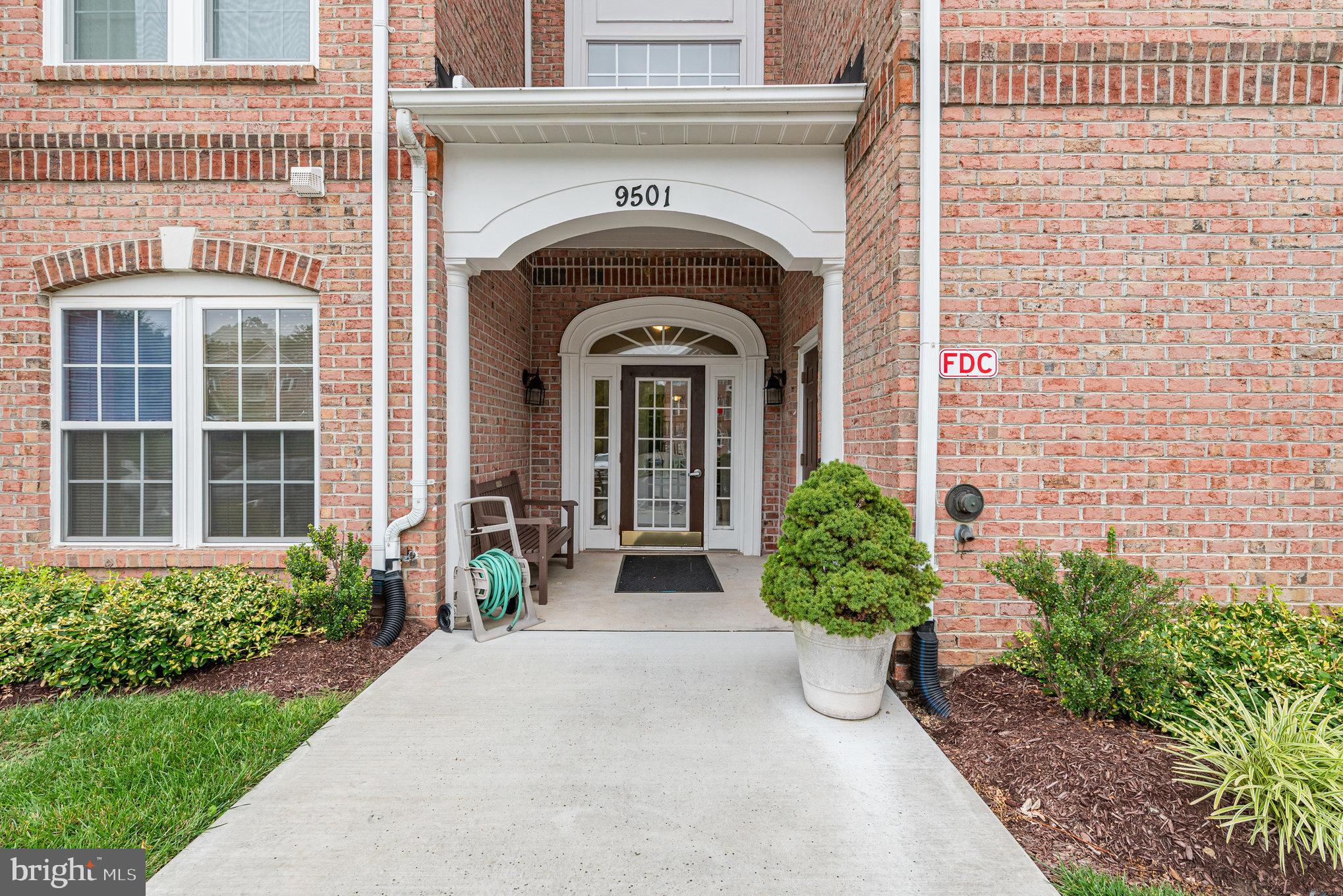 WINDSOR AT PERRY HALL FARMS - Residential