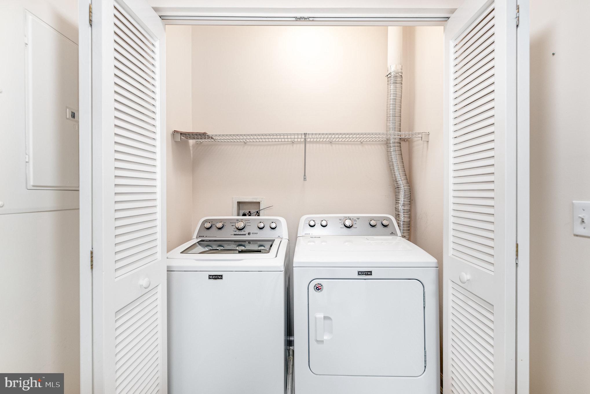 WINDSOR AT PERRY HALL FARMS - Residential