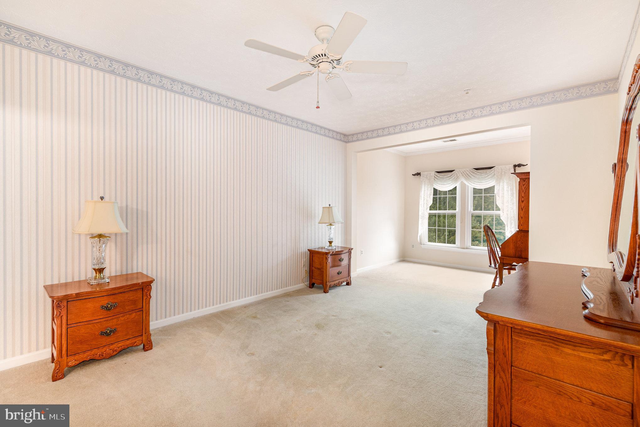 WINDSOR AT PERRY HALL FARMS - Residential