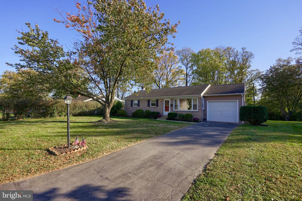Photo of 48 Naomi Avenue, Landisville, PA 17538 (MLS # PALA2057212)