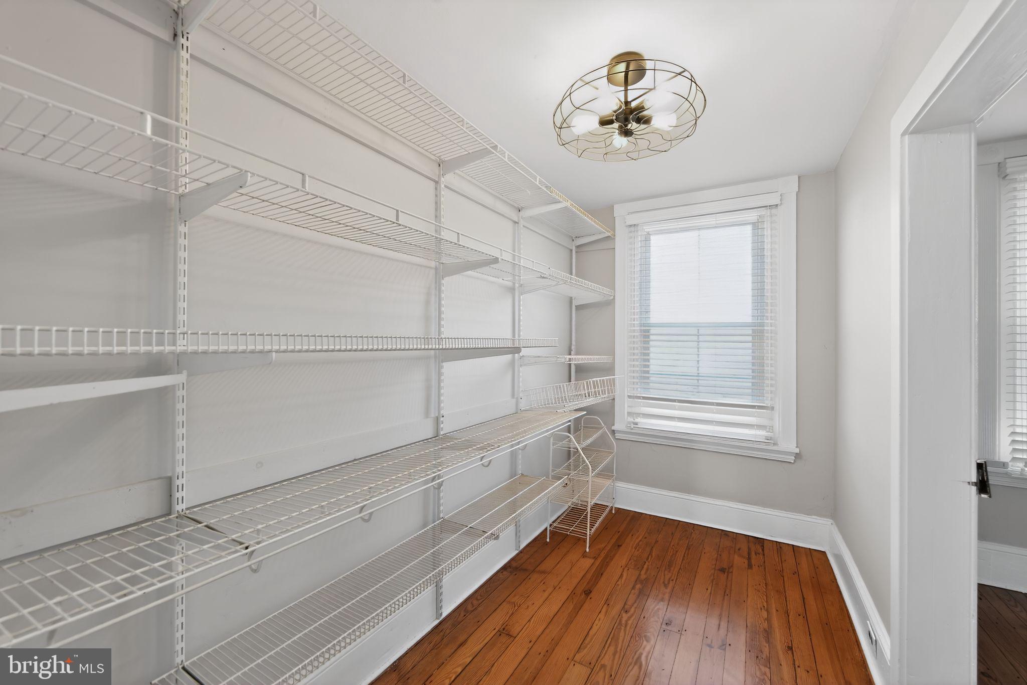 WATERLOO FARMS - Residential