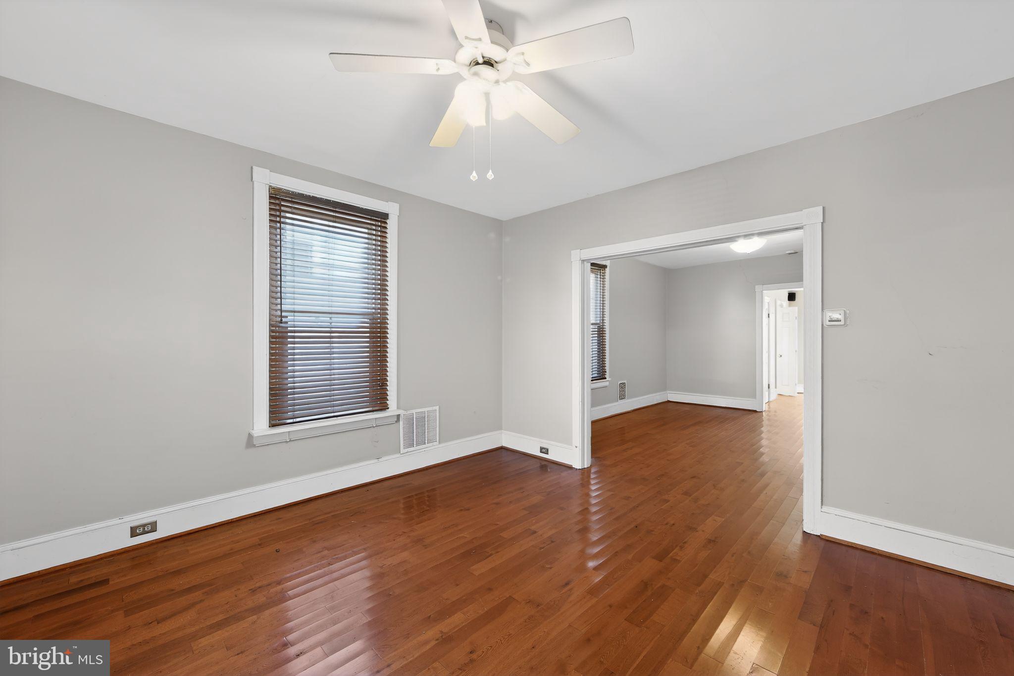 WATERLOO FARMS - Residential