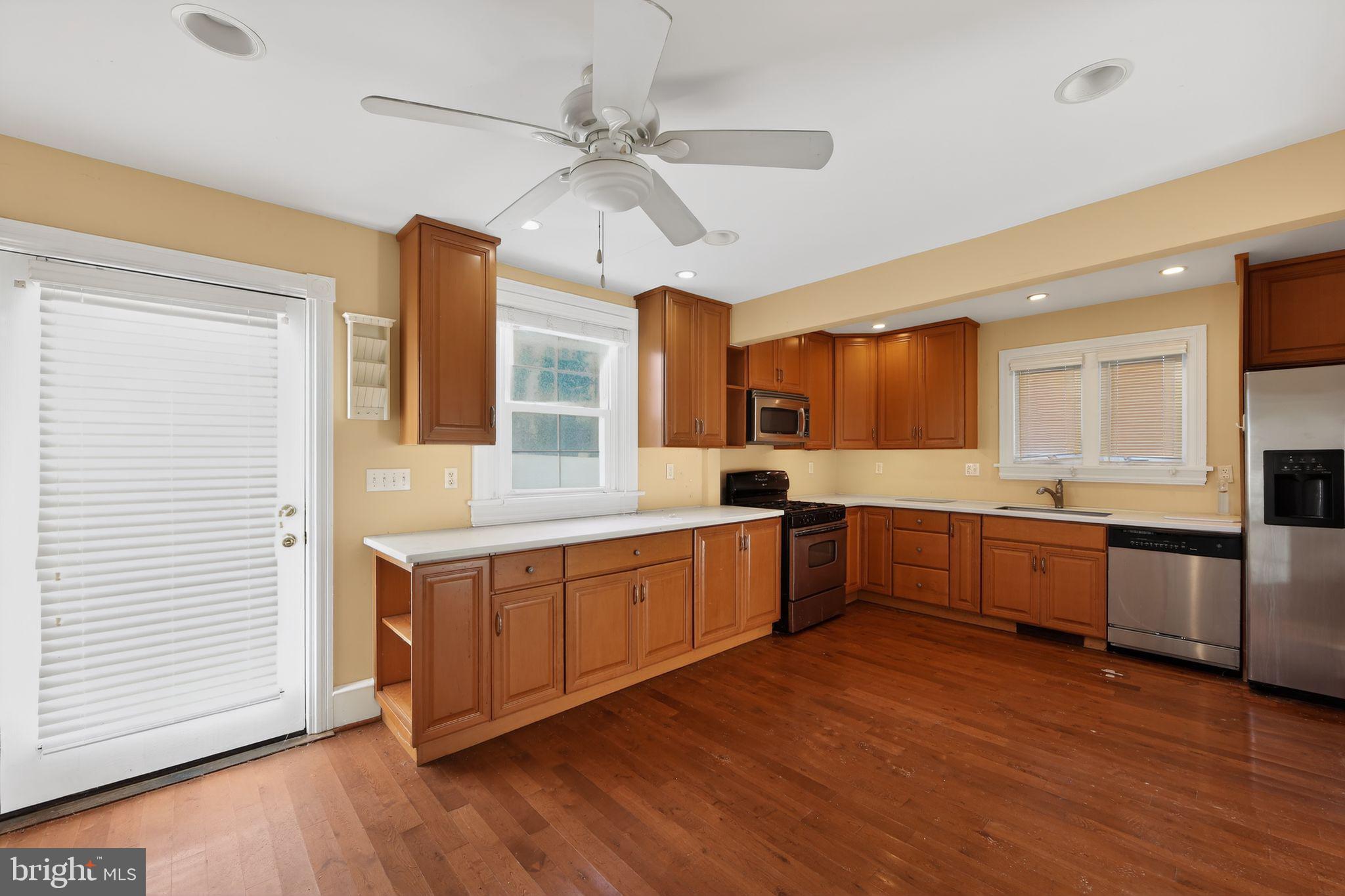 WATERLOO FARMS - Residential