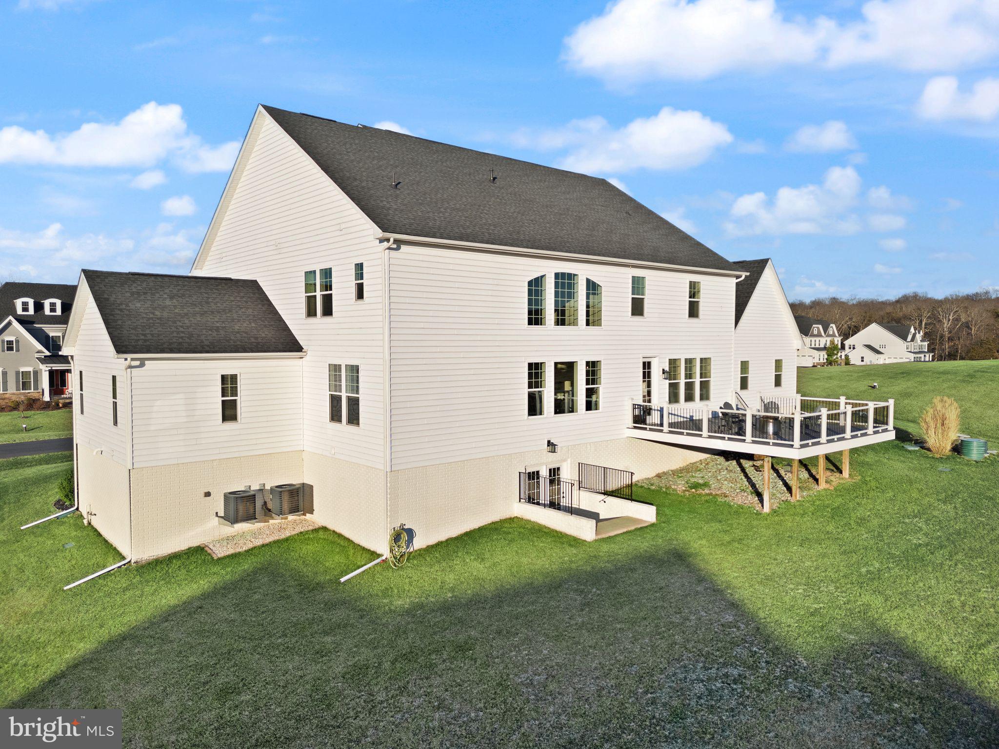 STONEBRIDGE AT THE WINERY AT BULL RUN - Residential