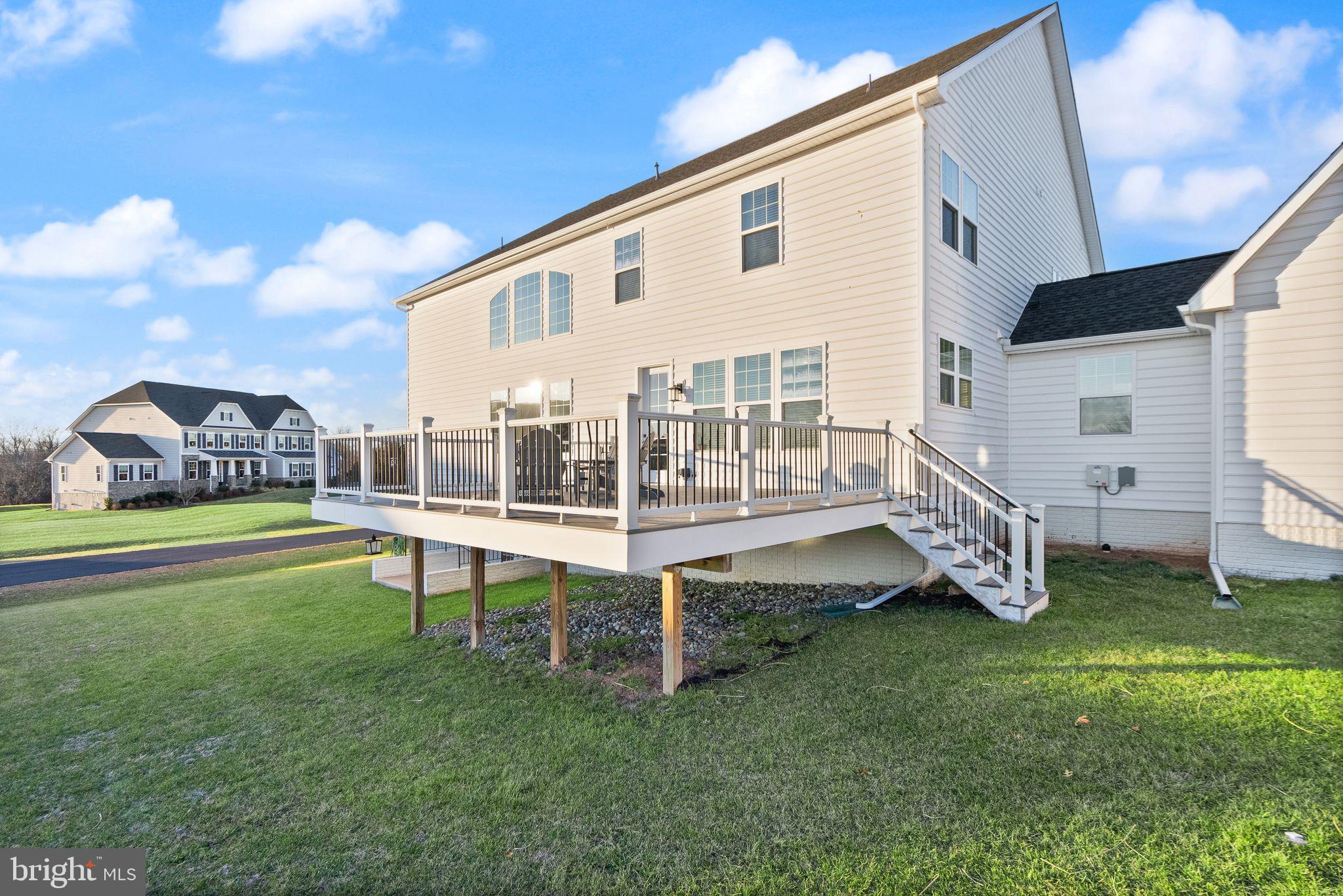 STONEBRIDGE AT THE WINERY AT BULL RUN - Residential