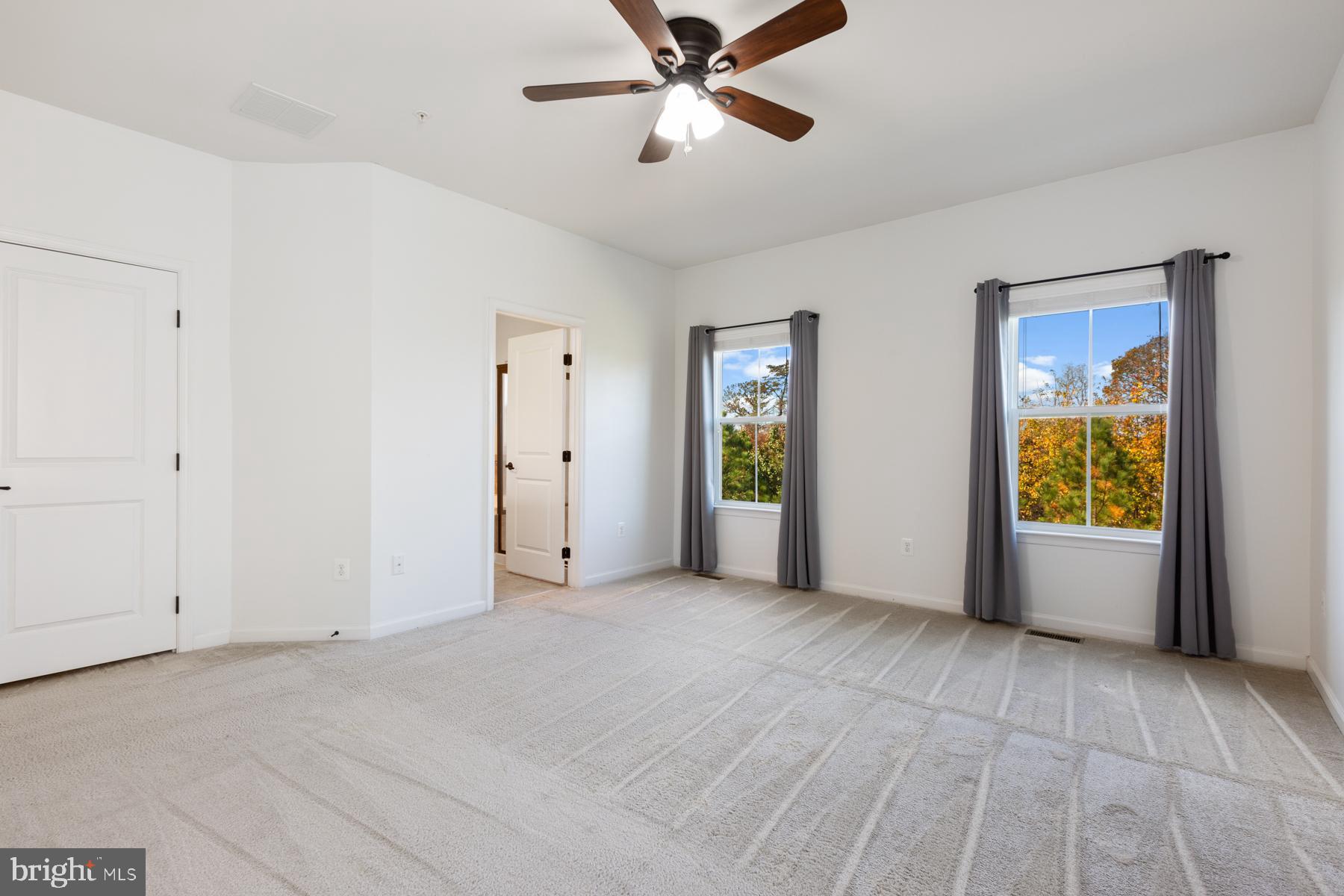 CREEKSIDE VILLAGE AT TANYARD SPRINGS - Residential