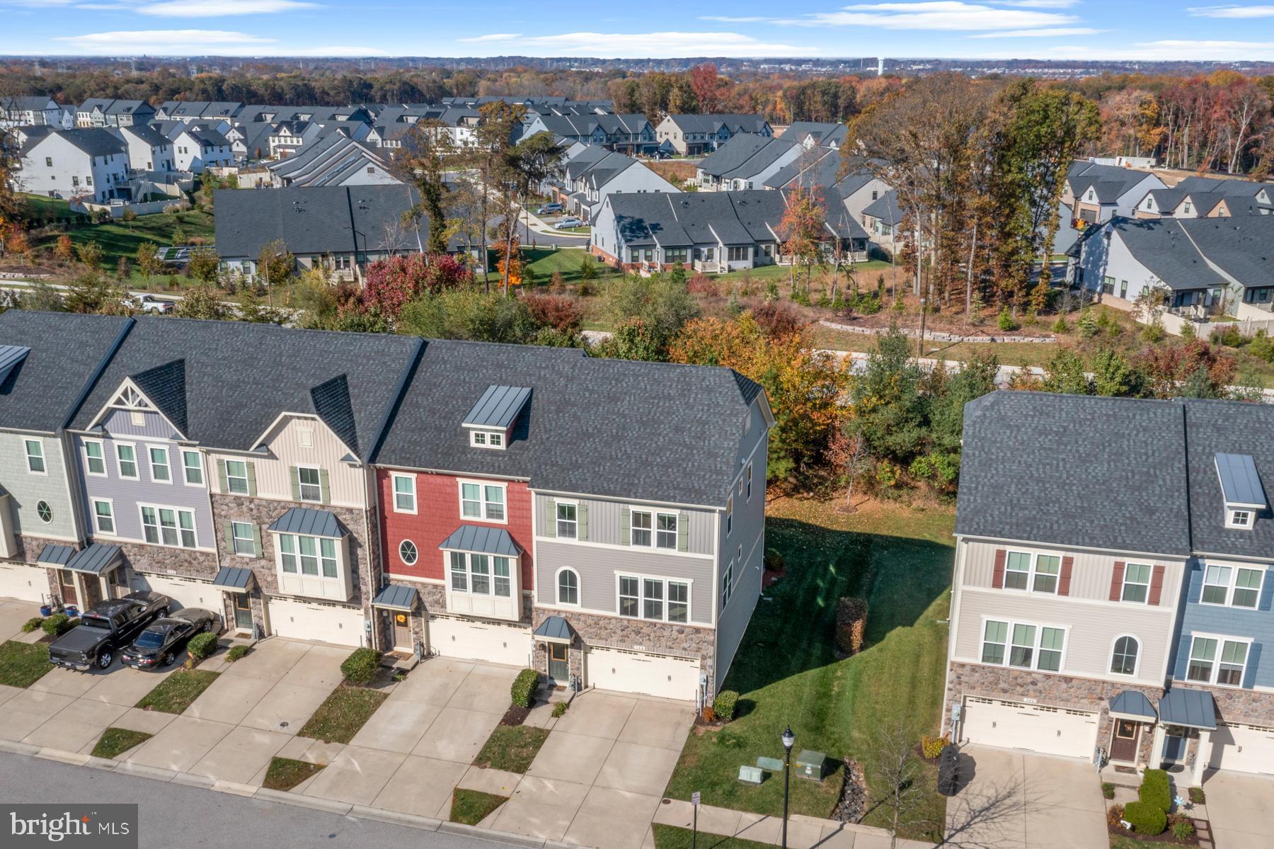 CREEKSIDE VILLAGE AT TANYARD SPRINGS - Residential