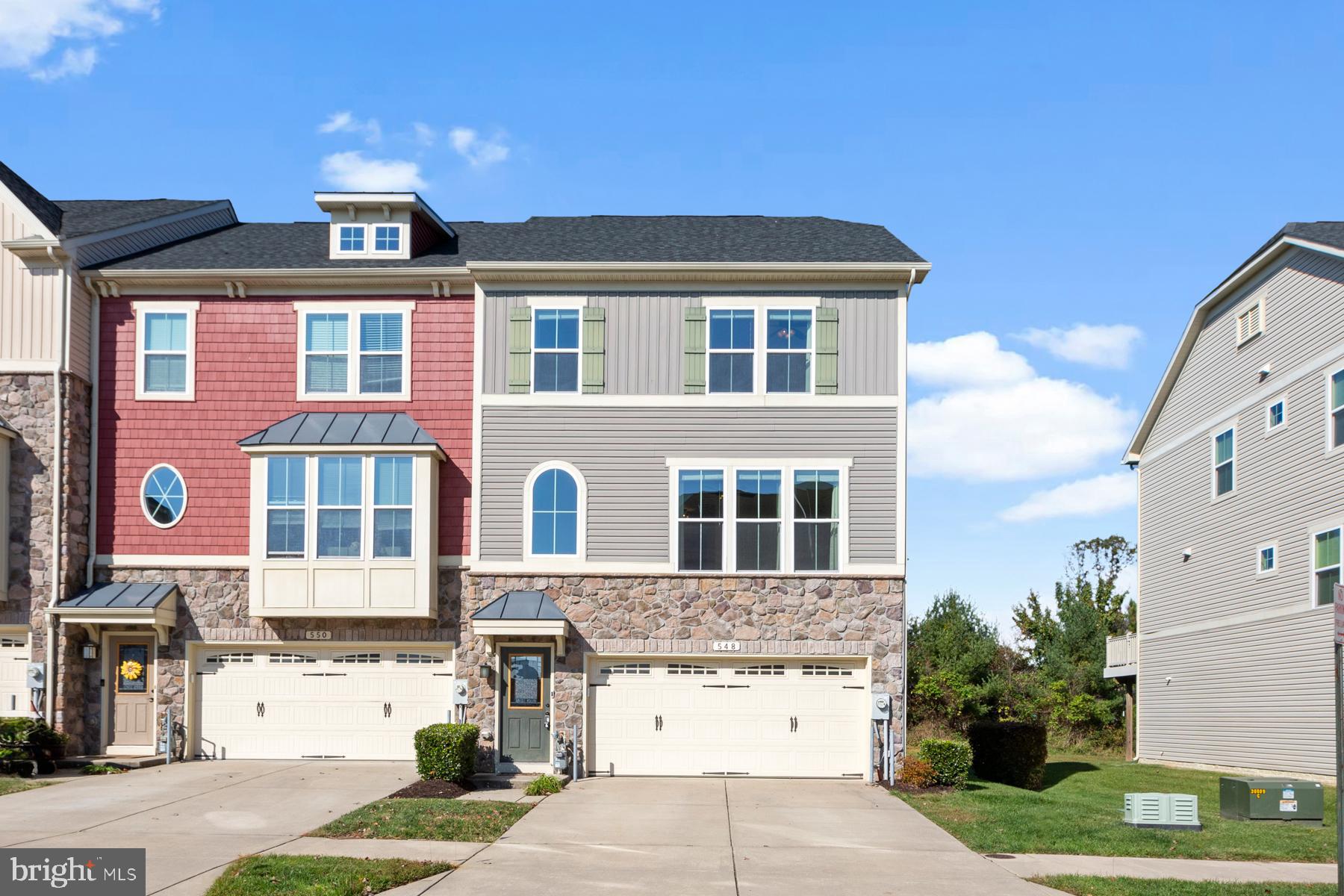 CREEKSIDE VILLAGE AT TANYARD SPRINGS - Residential