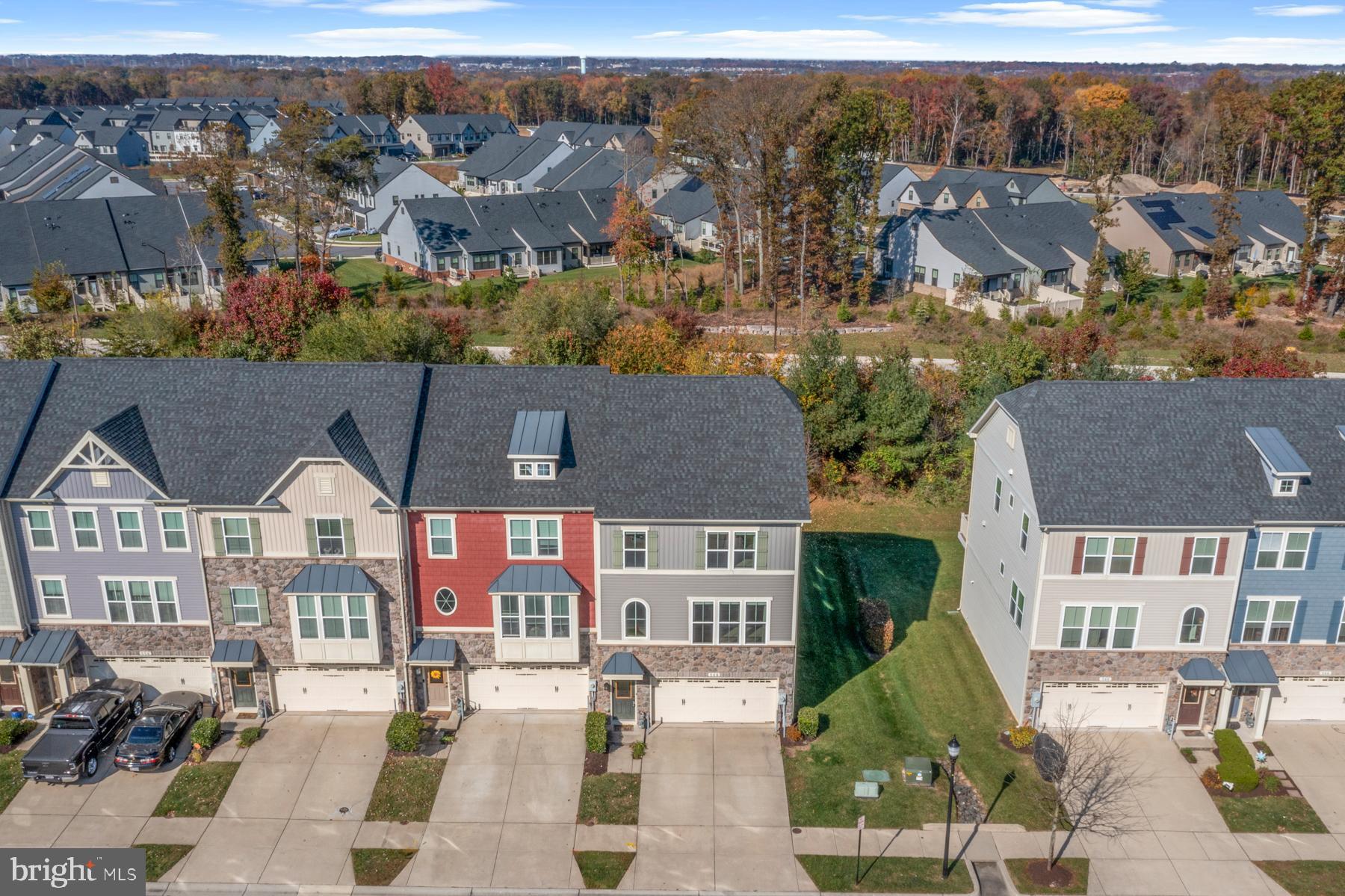 CREEKSIDE VILLAGE AT TANYARD SPRINGS - Residential