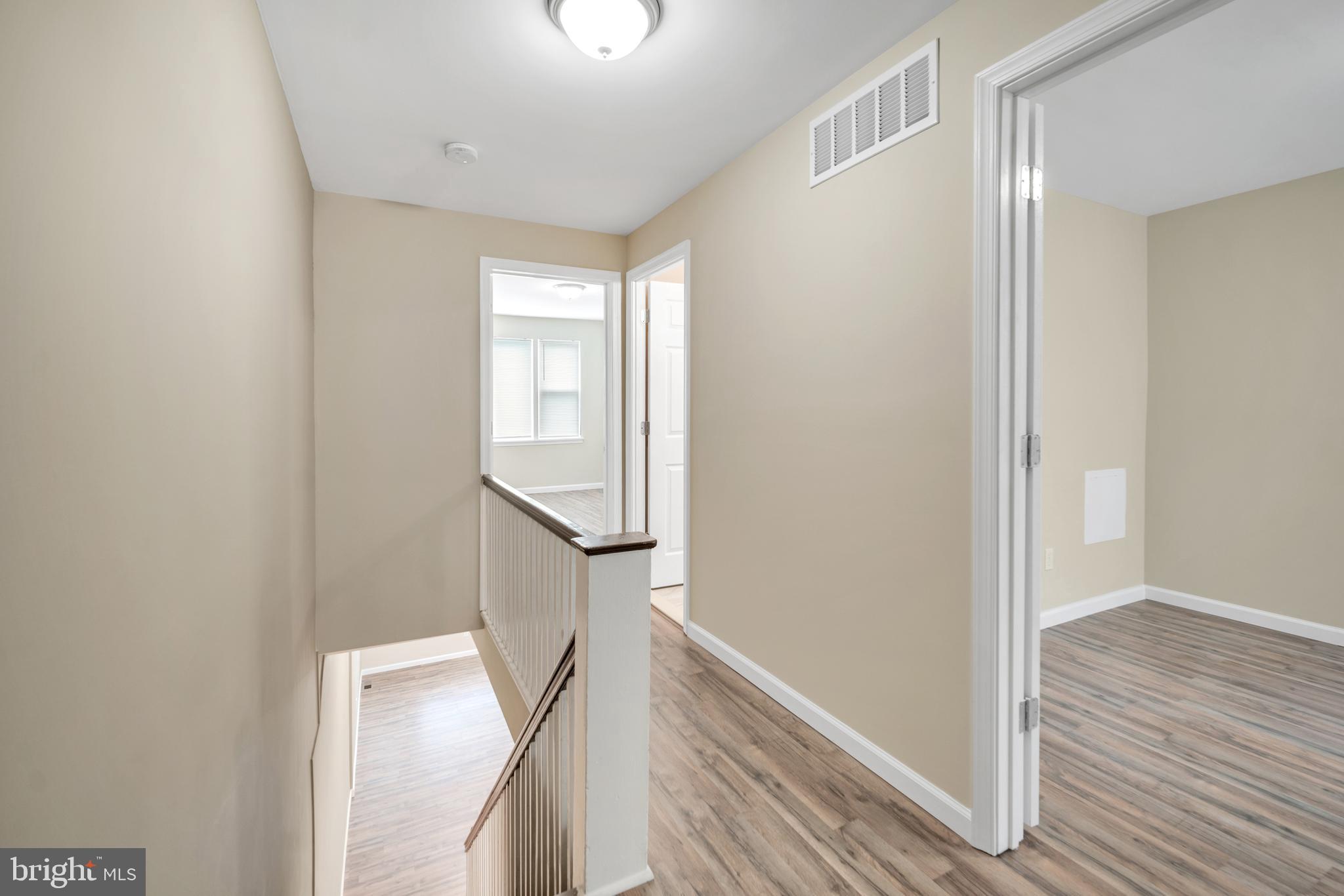 EAST OAK LANE - Residential