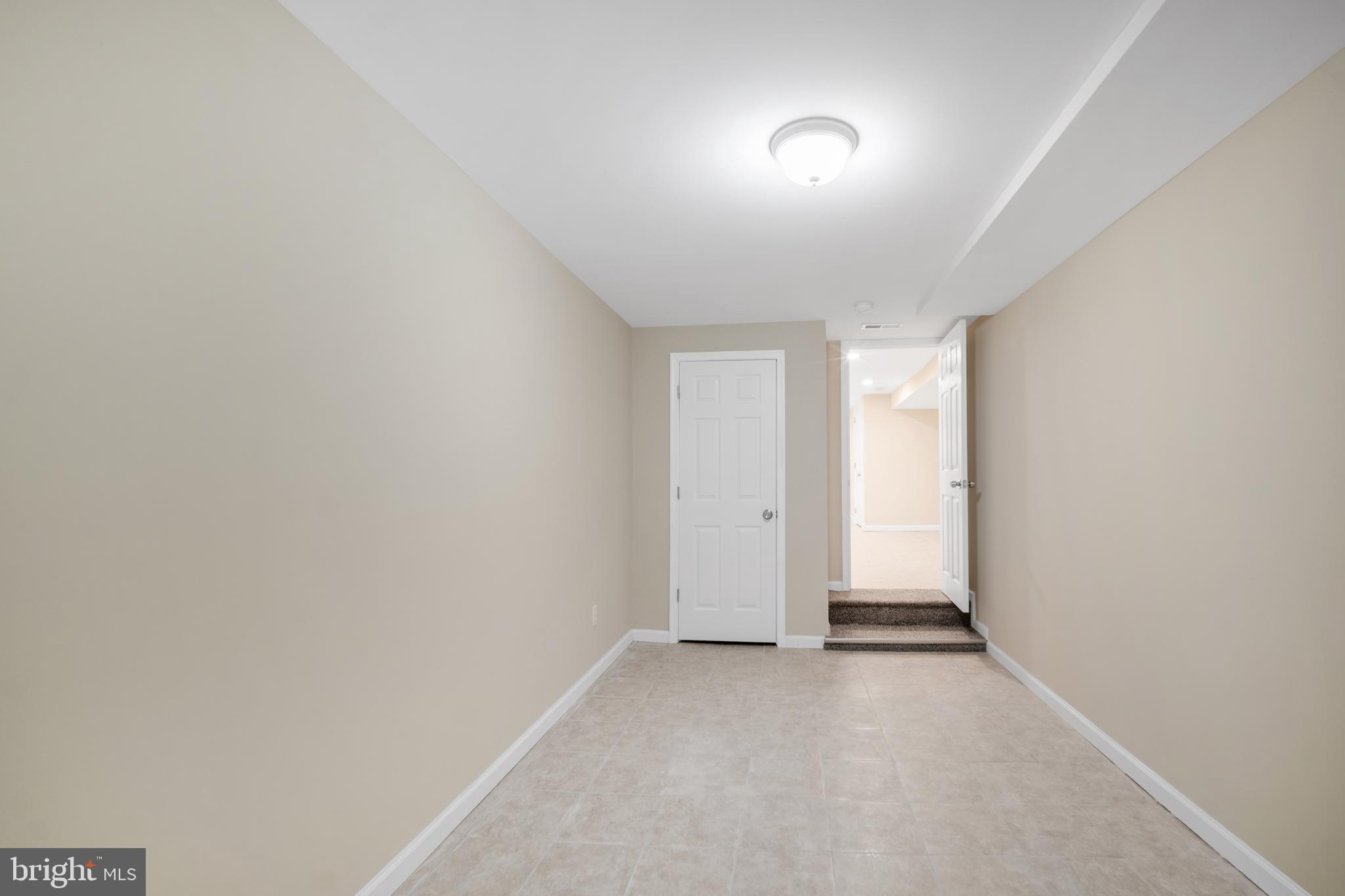 EAST OAK LANE - Residential