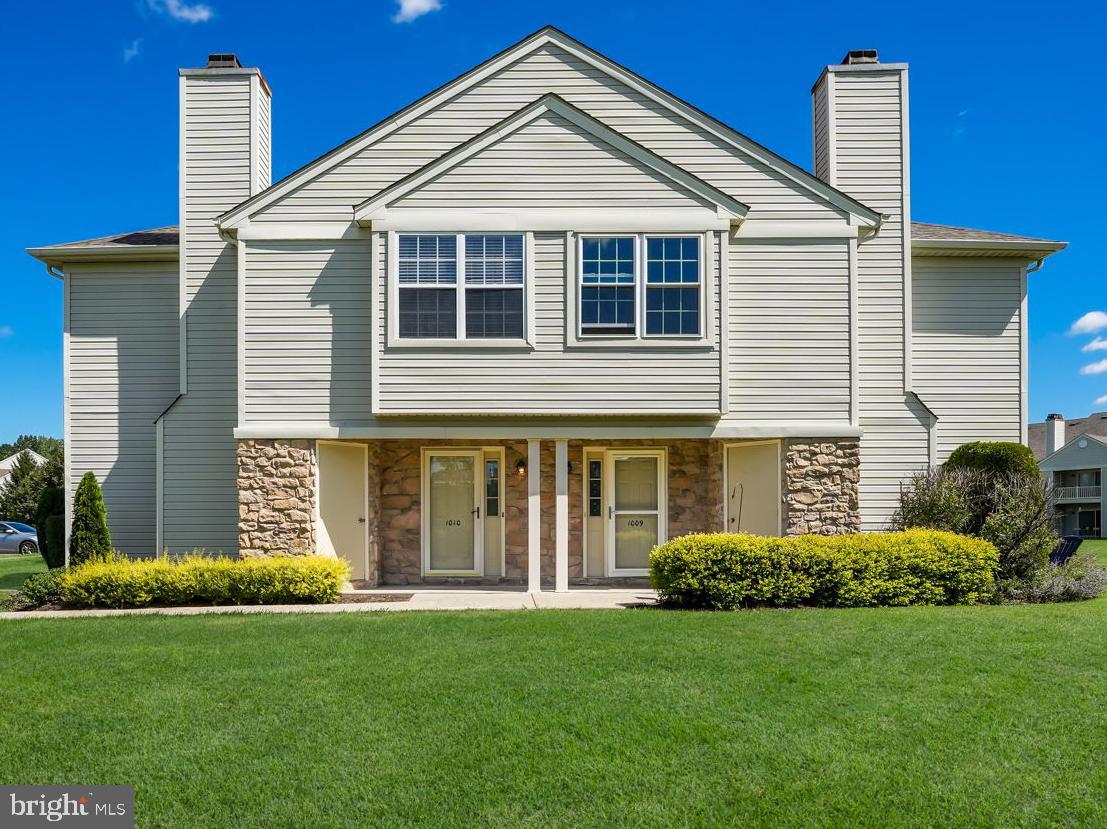 WILLOW STREAM - Residential Lease