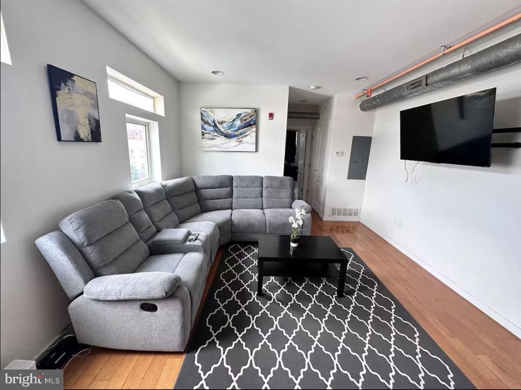 Photo of 117 W Girard Avenue #1, PHILADELPHIA, PA 19123 (MLS # PAPH2586966)