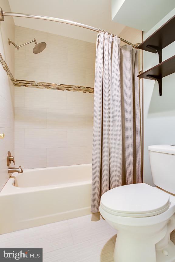 TACKETTS MILL - Residential Lease