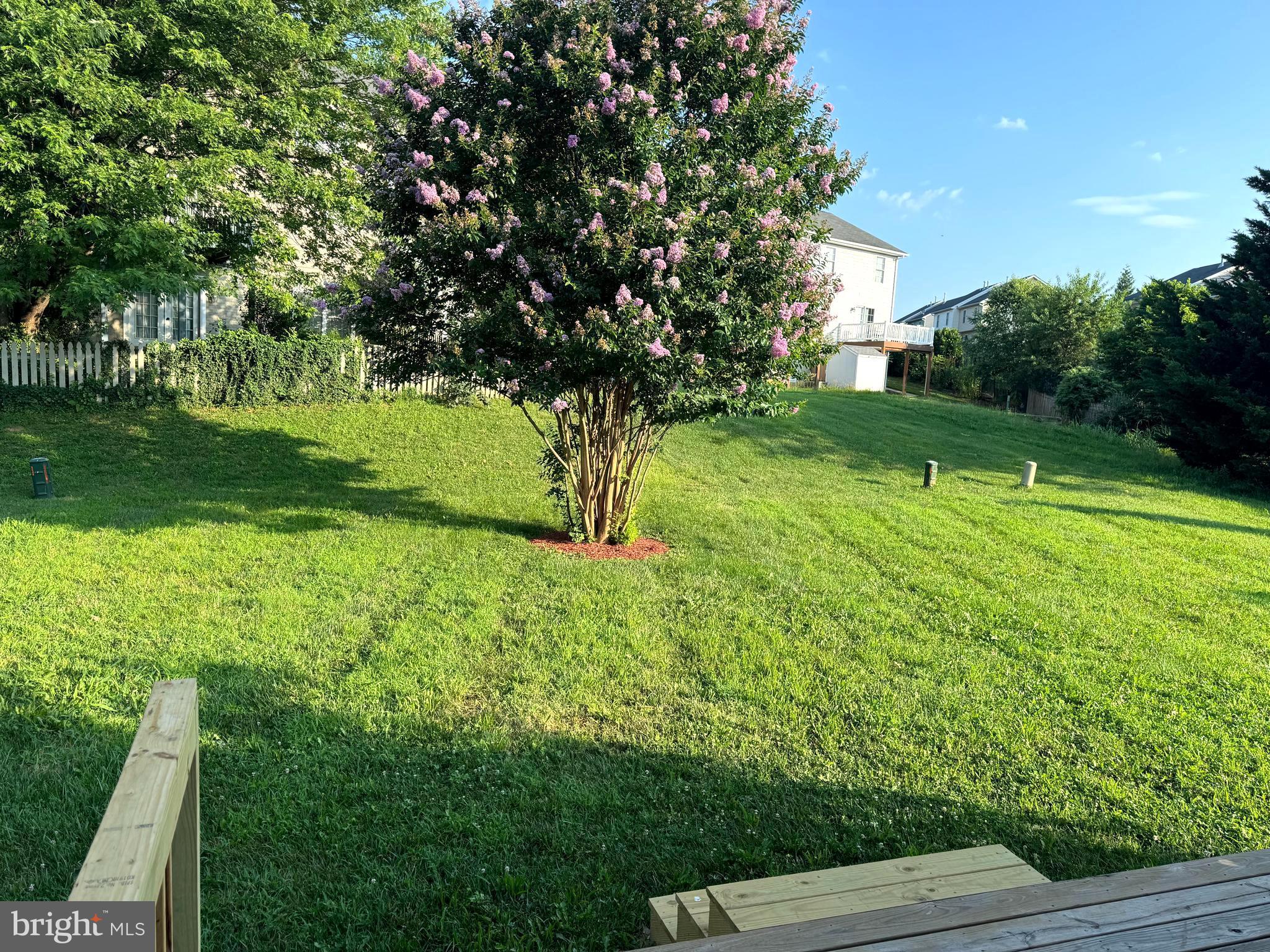 2047 HONEYSUCKLE LANE