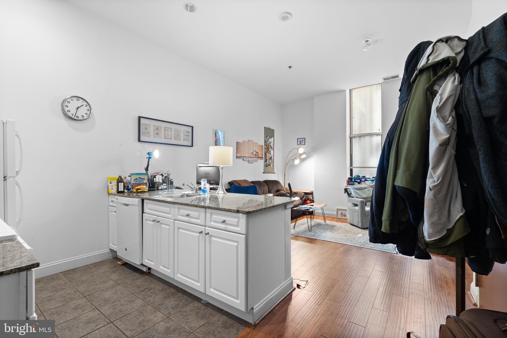 CENTER CITY - Residential Lease