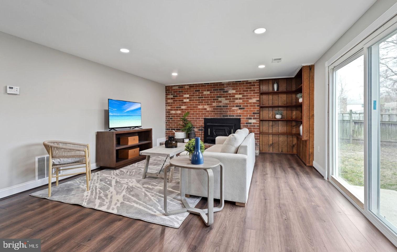 PINEFIELD - Residential