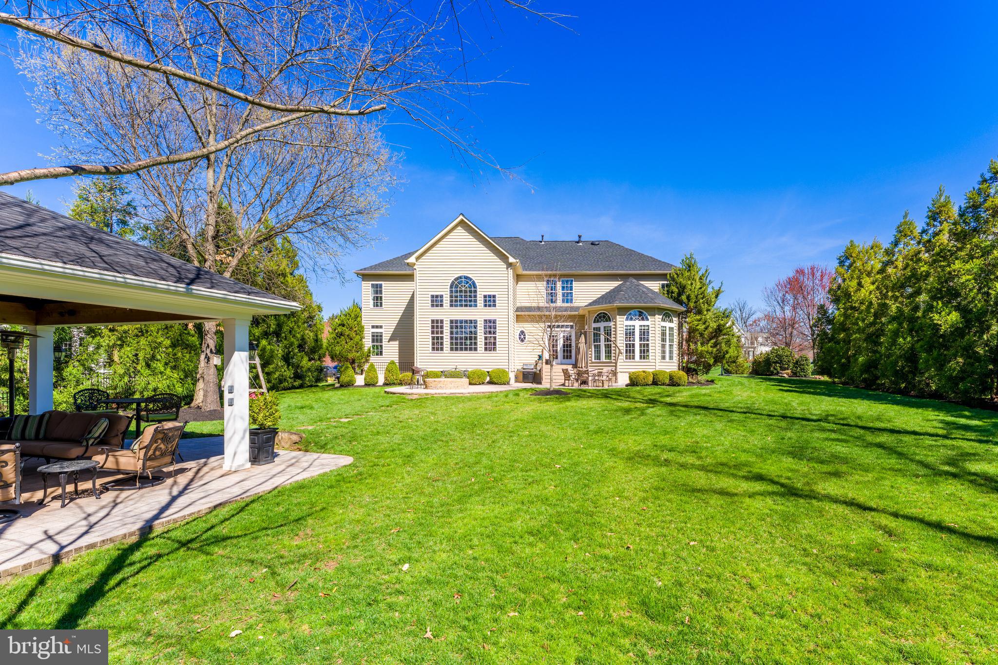 VILLAGE OF WAXPOOL - Residential