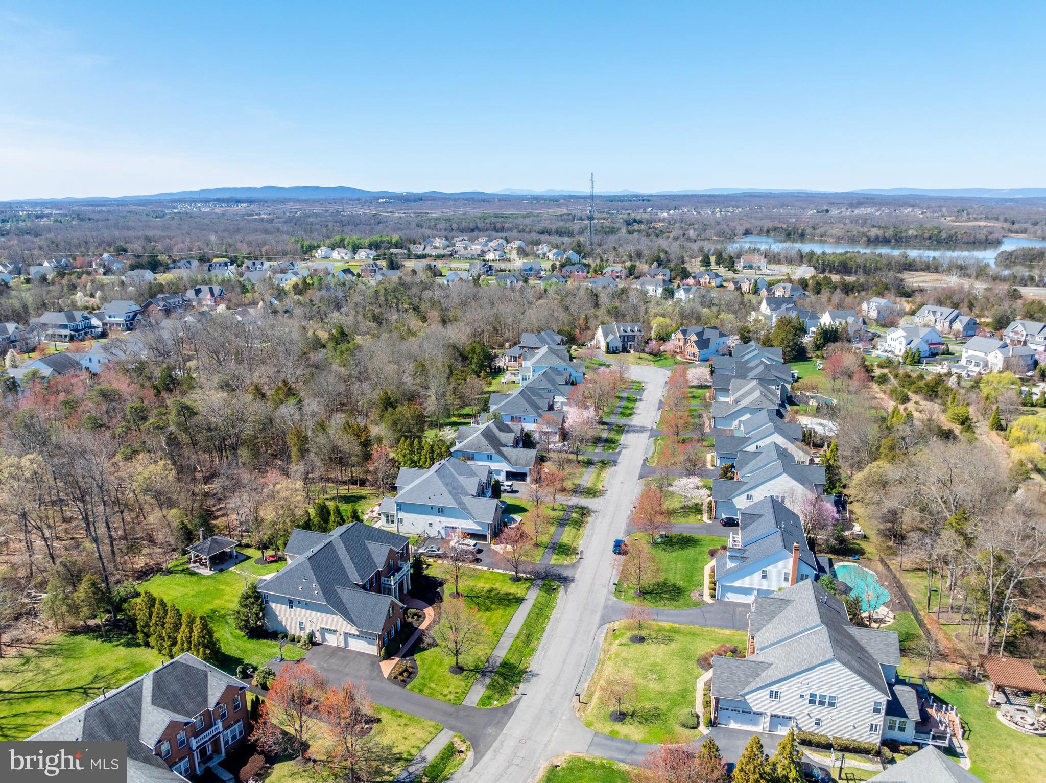 VILLAGE OF WAXPOOL - Residential