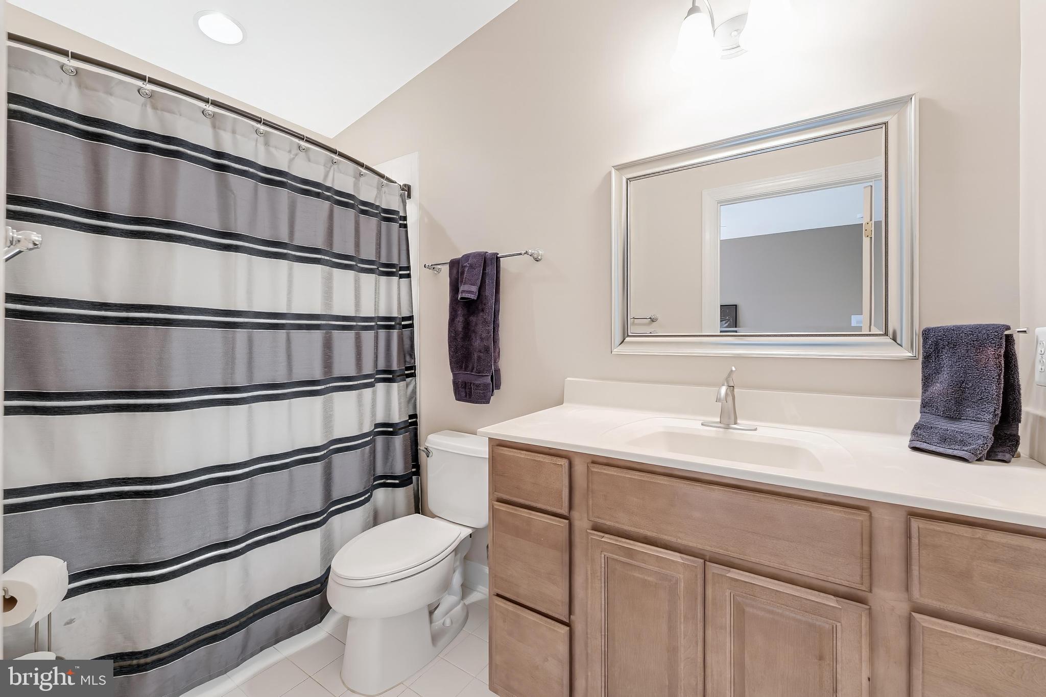 VILLAGE OF WAXPOOL - Residential