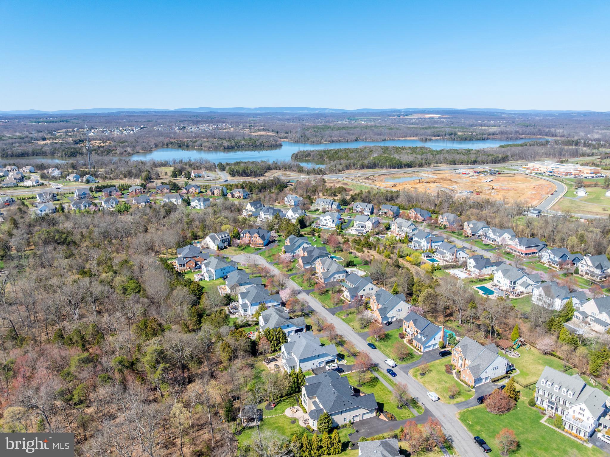 VILLAGE OF WAXPOOL - Residential