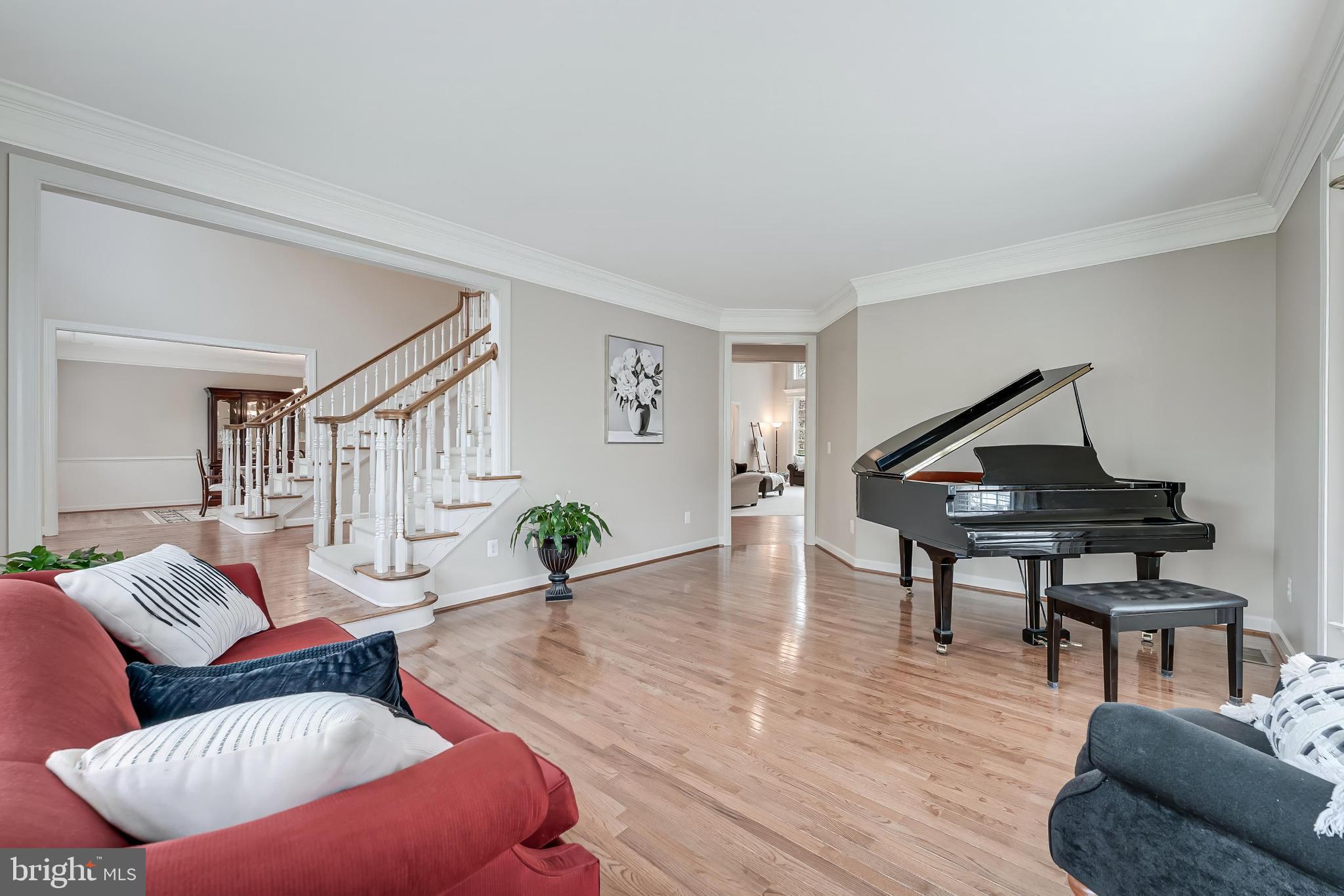 VILLAGE OF WAXPOOL - Residential