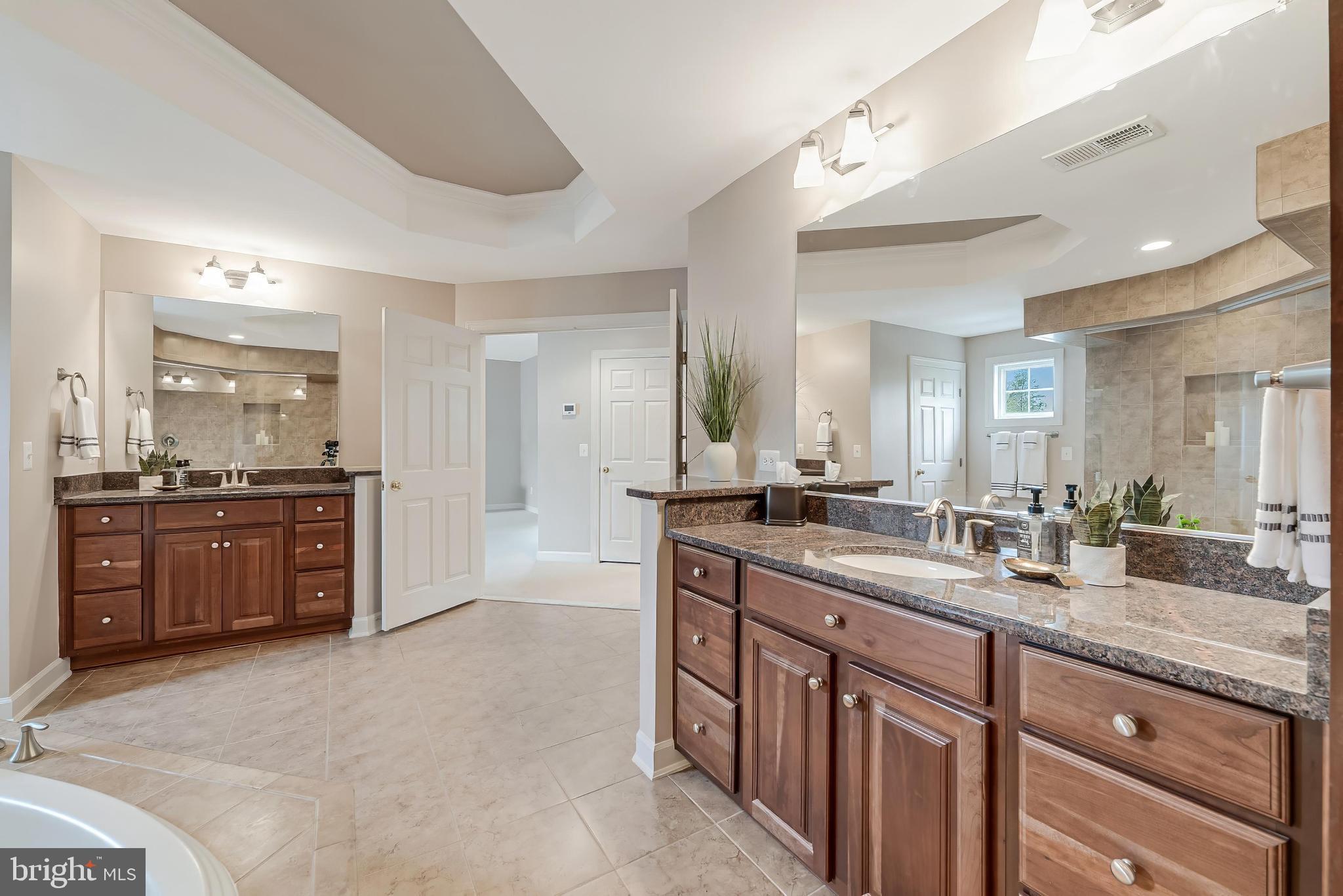 VILLAGE OF WAXPOOL - Residential