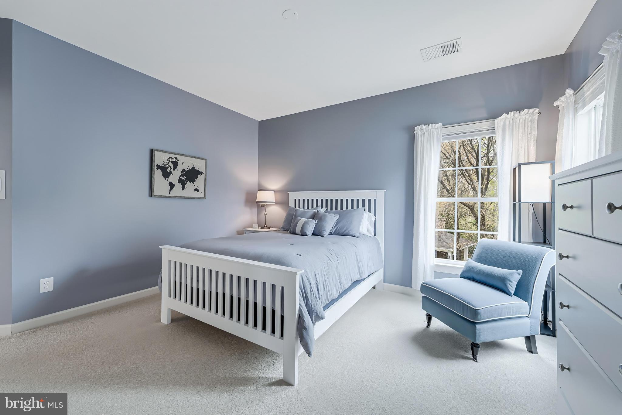 VILLAGE OF WAXPOOL - Residential